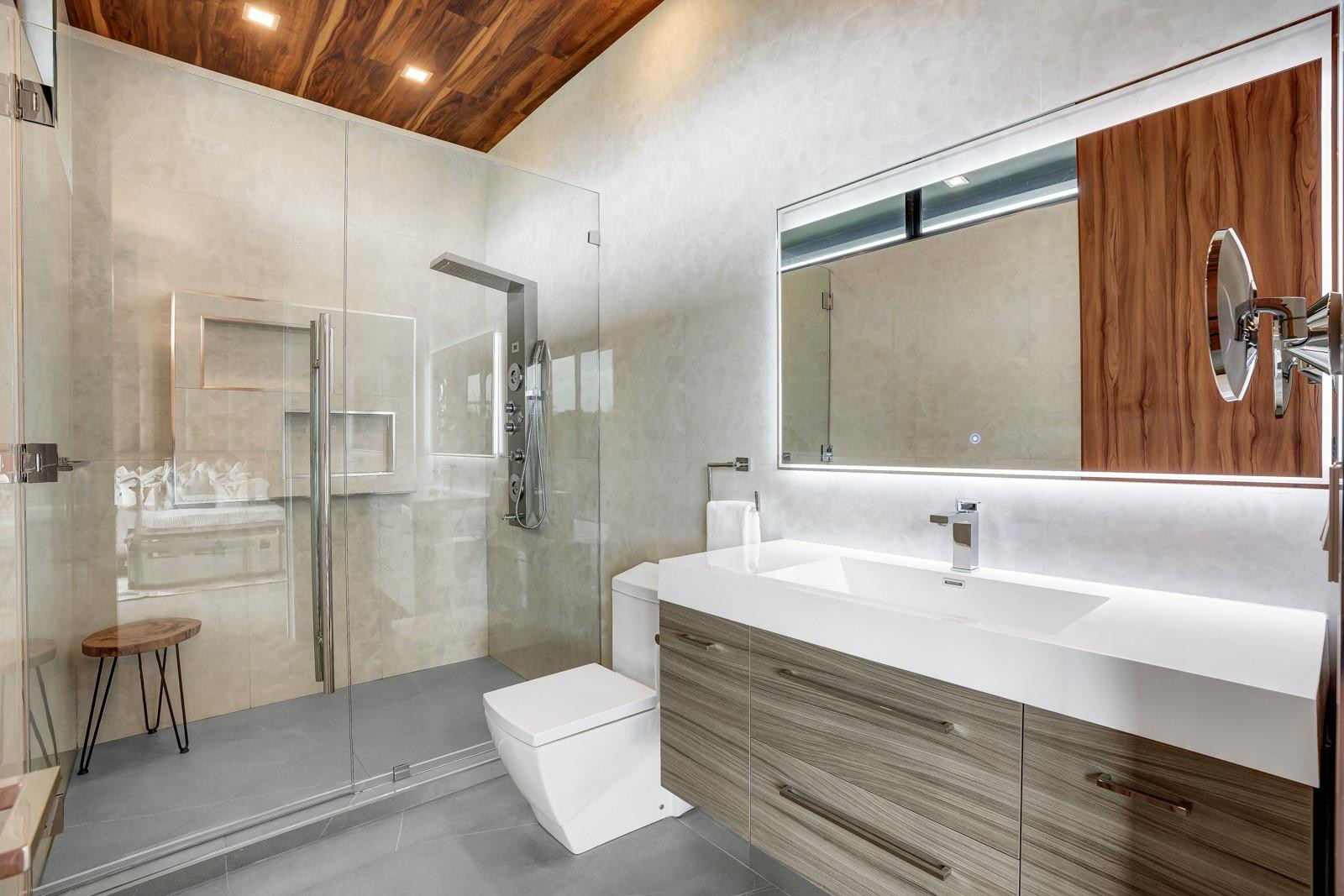 671 Middle River Drive