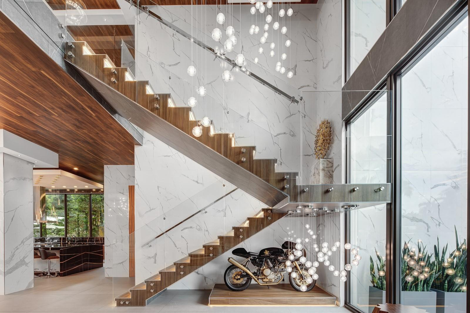 671 Middle River Drive