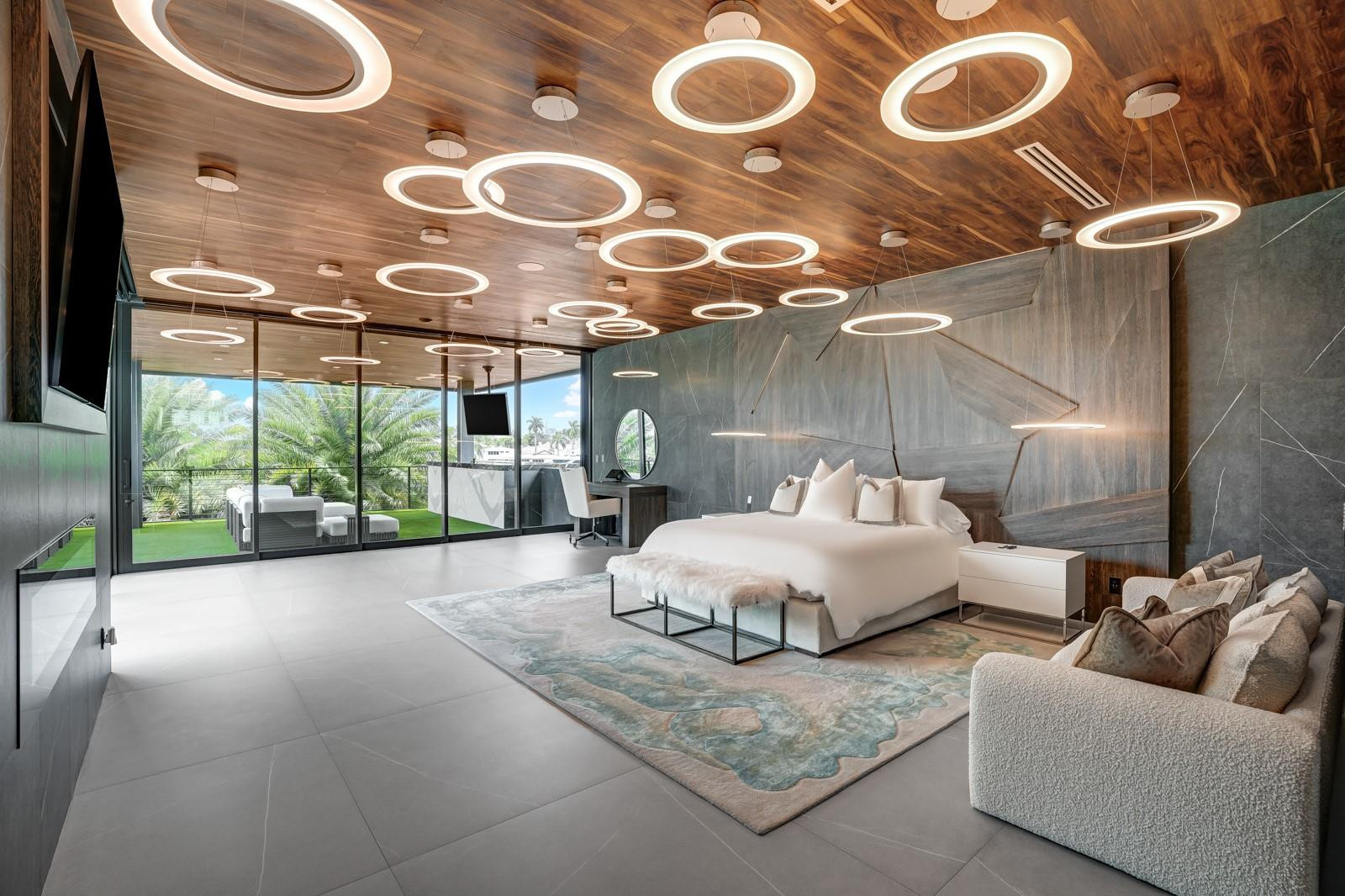 671 Middle River Drive