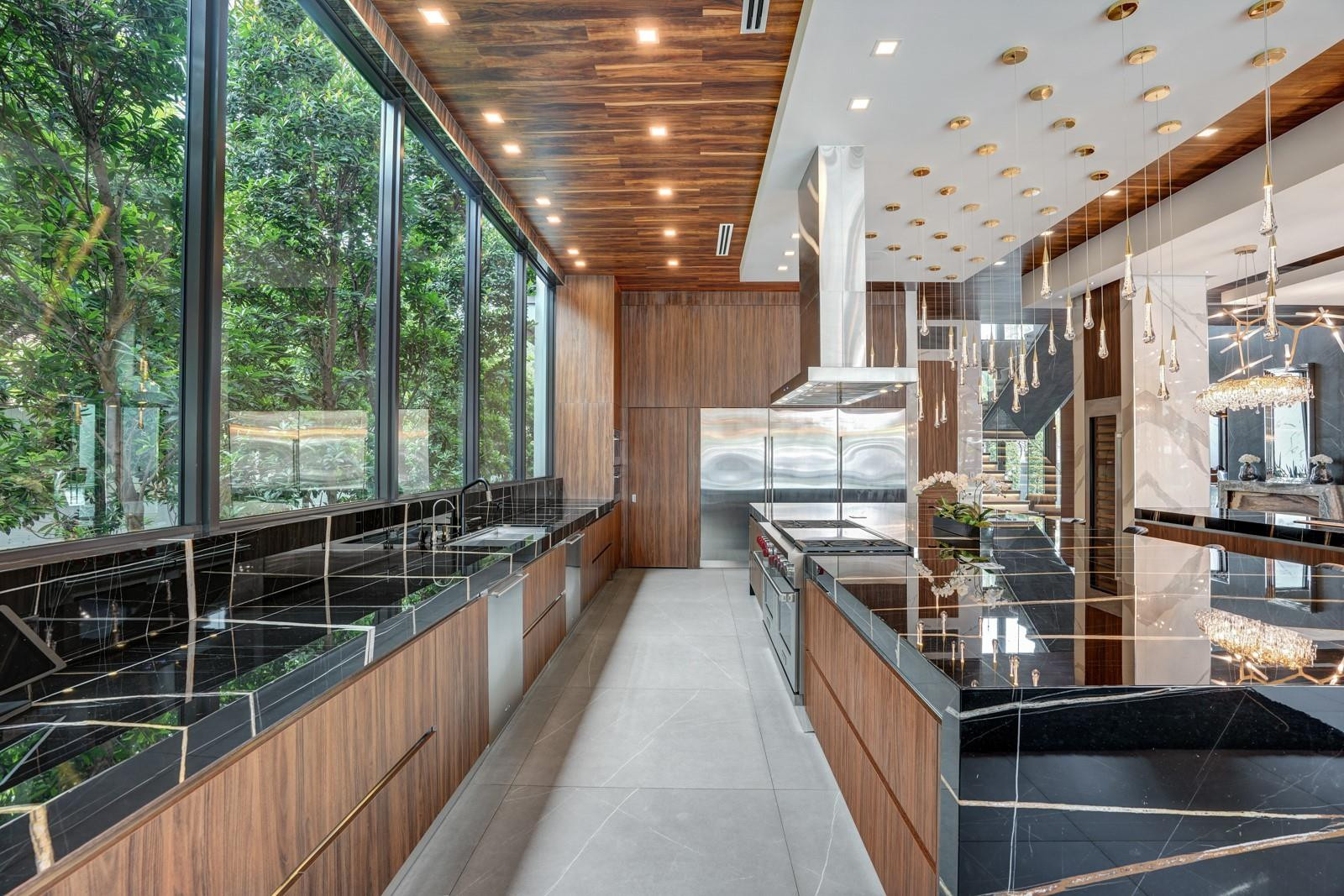 671 Middle River Drive
