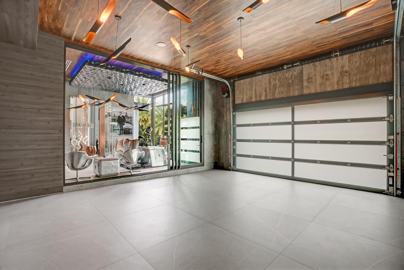 671 Middle River Drive