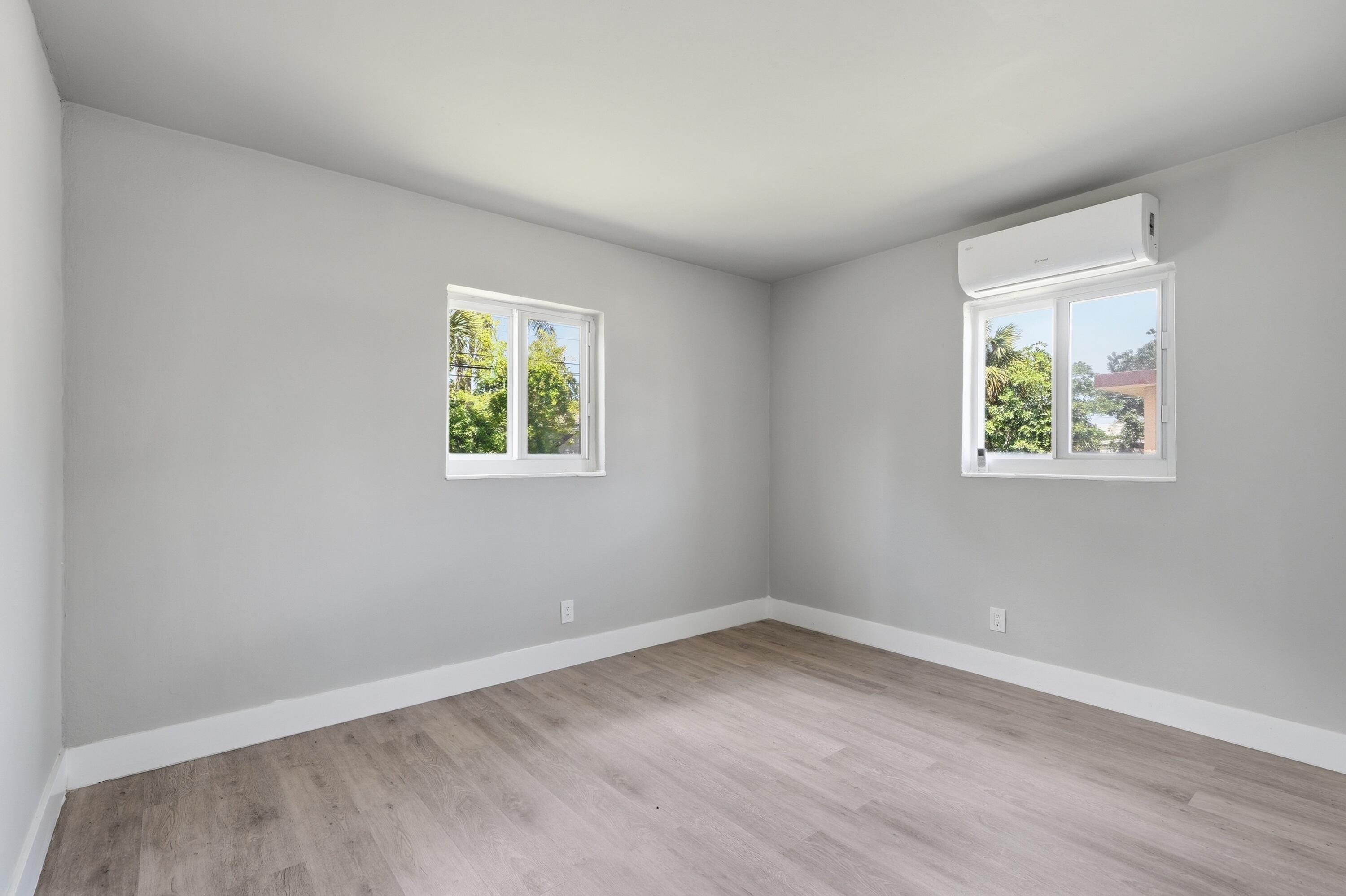 2625 NW 10th Street