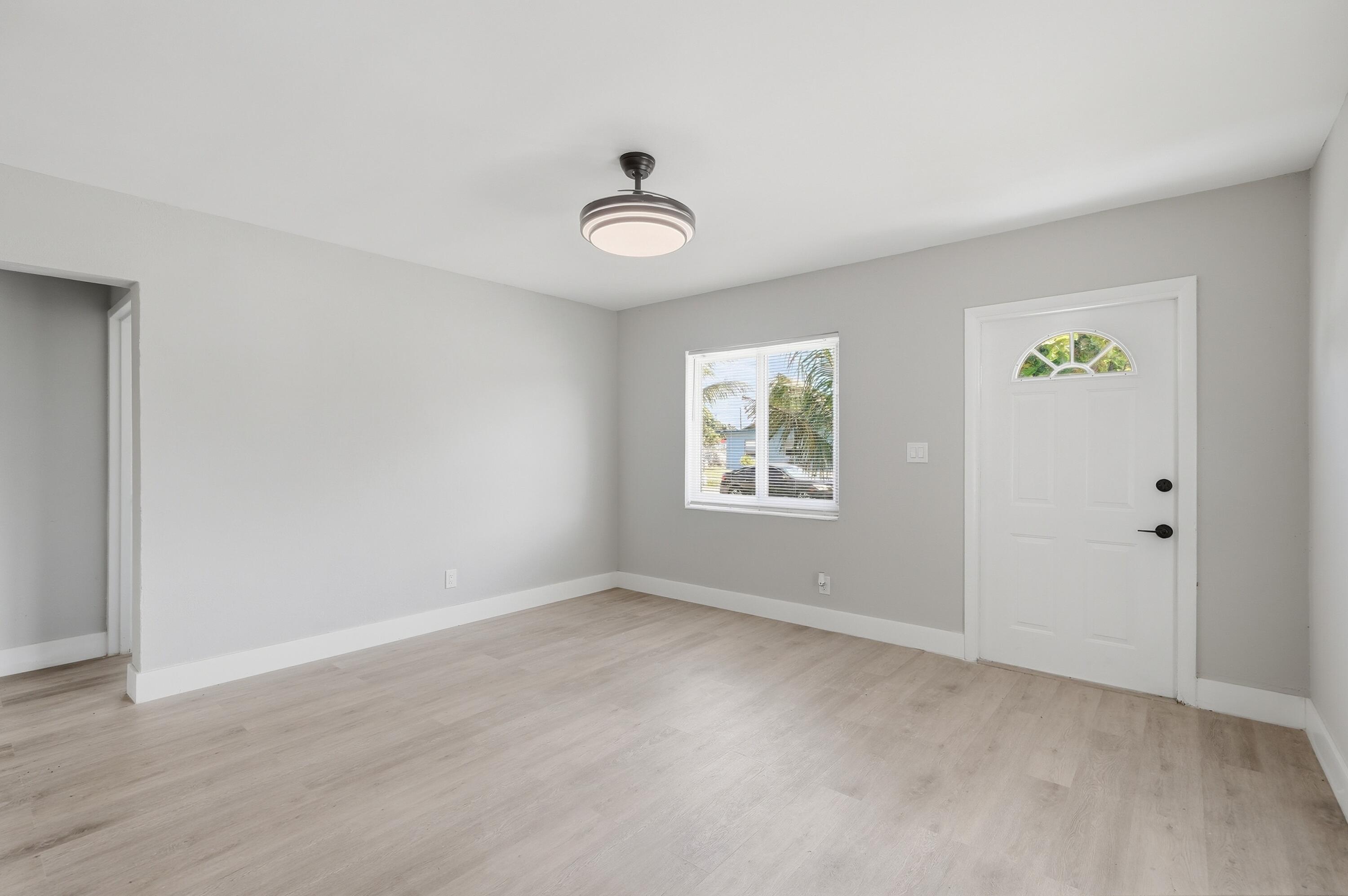2625 NW 10th Street