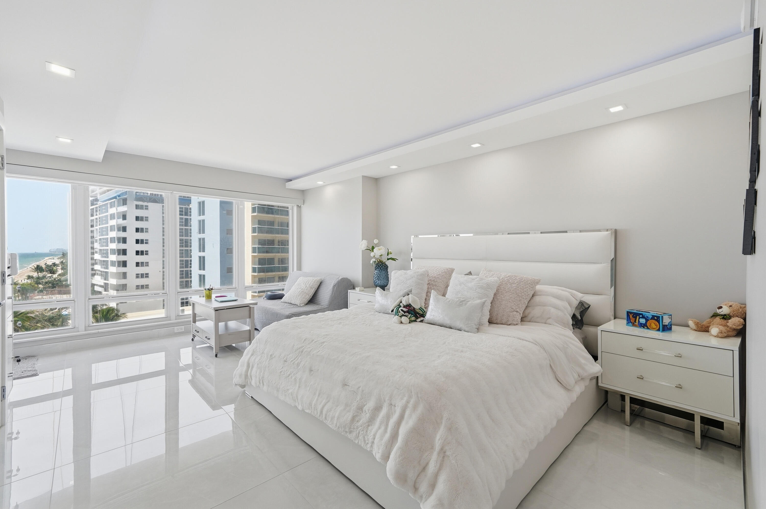 4100 Galt Ocean Drive 612