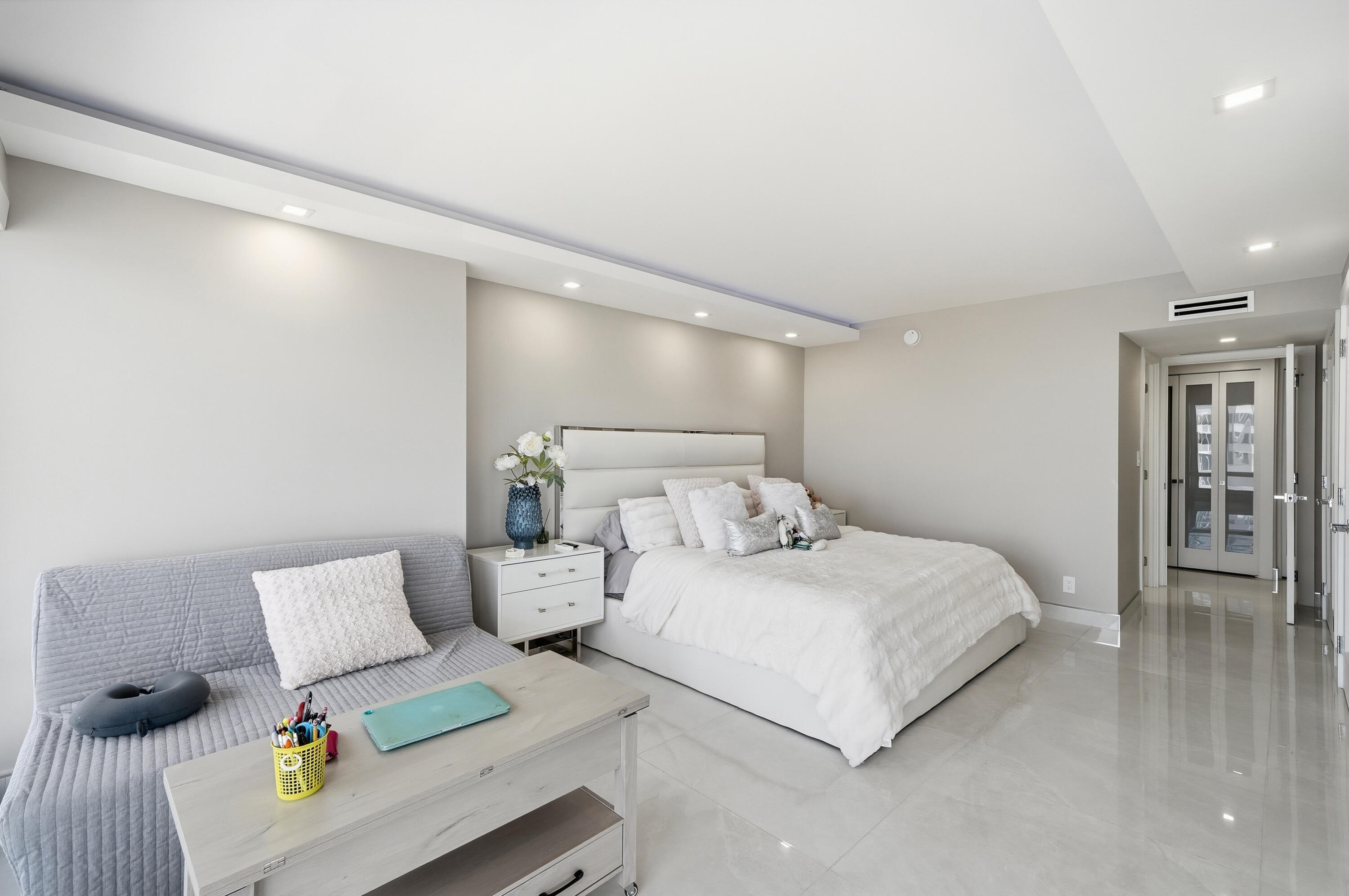 4100 Galt Ocean Drive 612