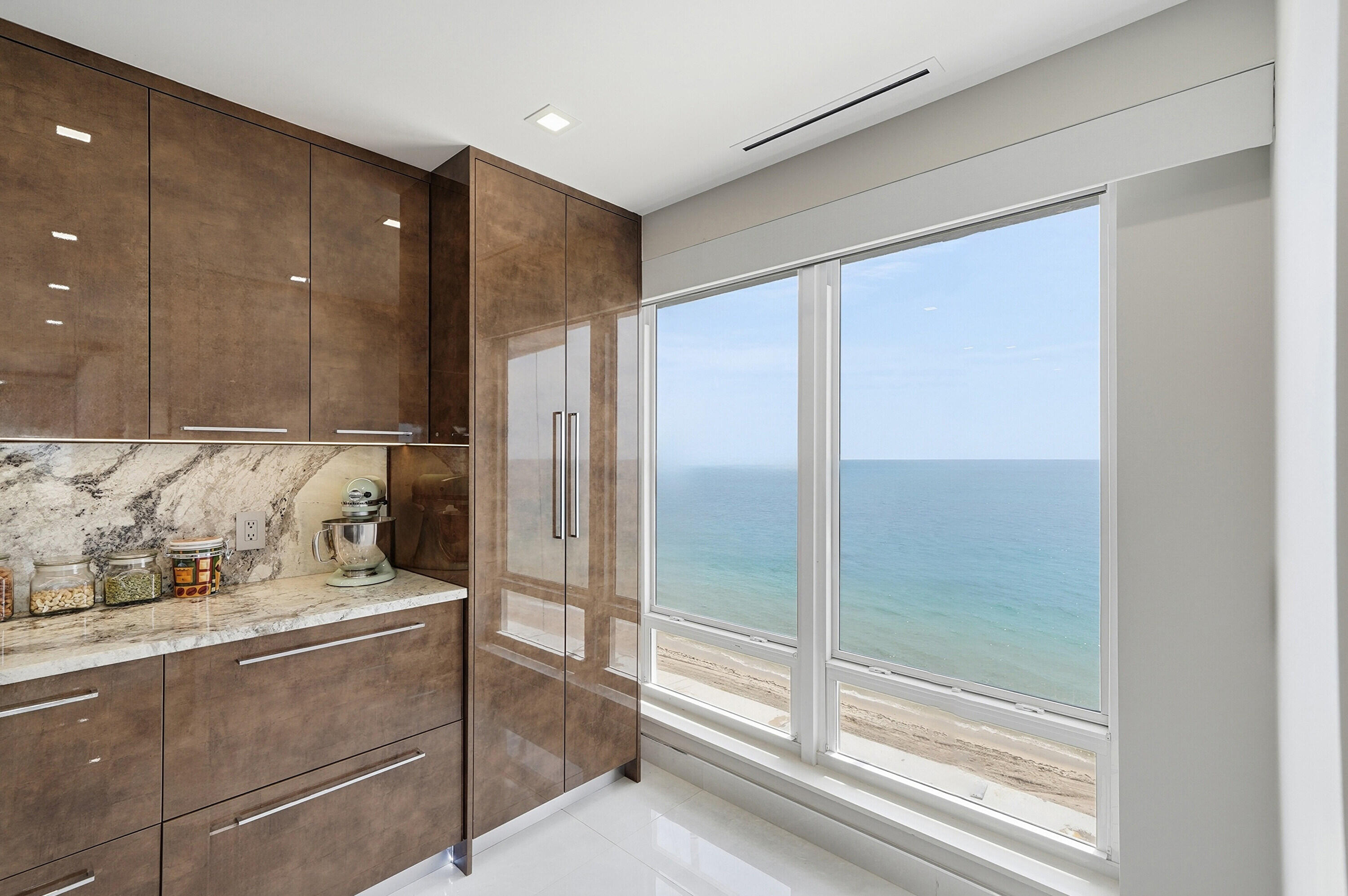 4100 Galt Ocean Drive 612