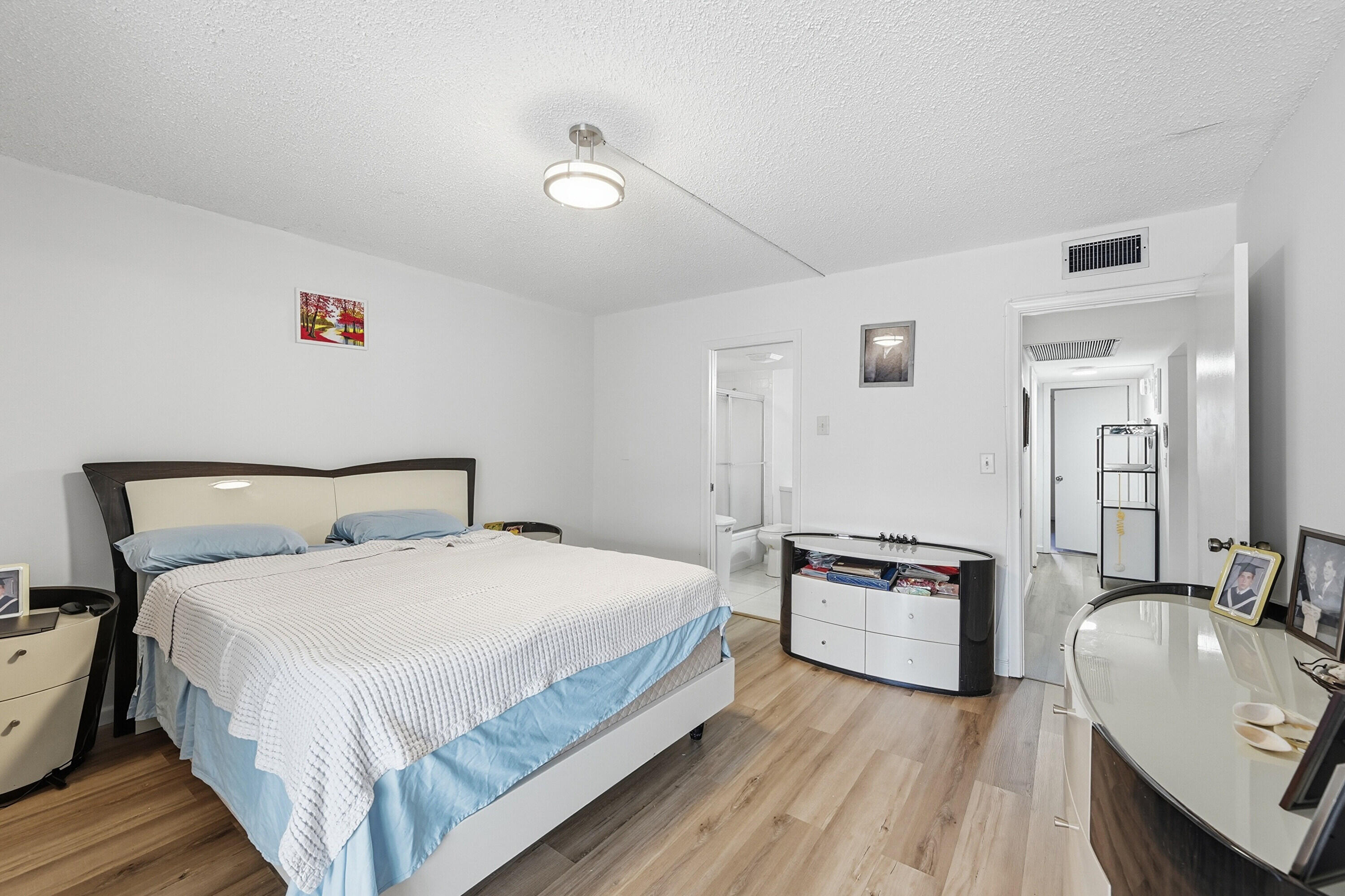3005 Portofino Isle M2
