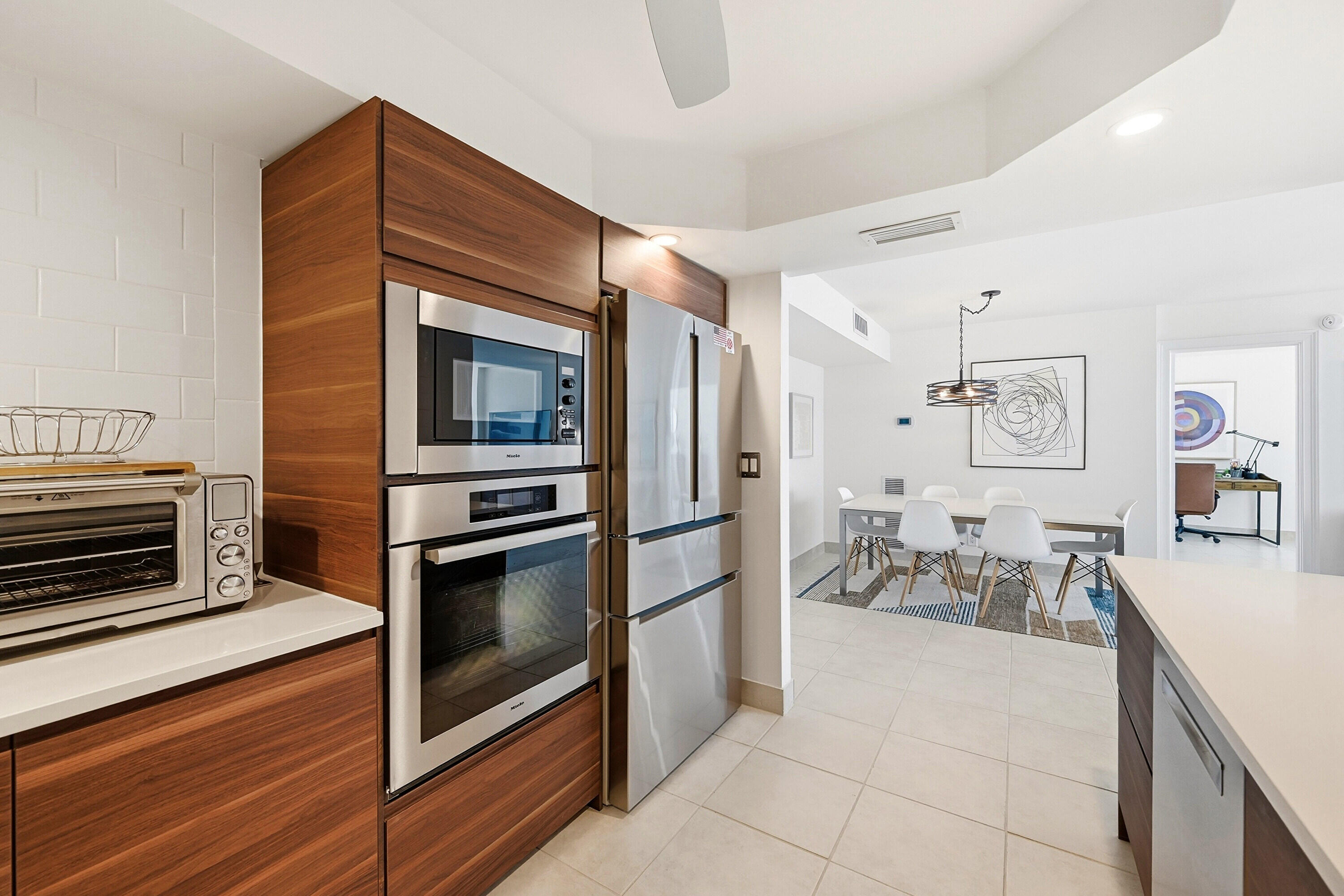 531 N Ocean Boulevard 1210