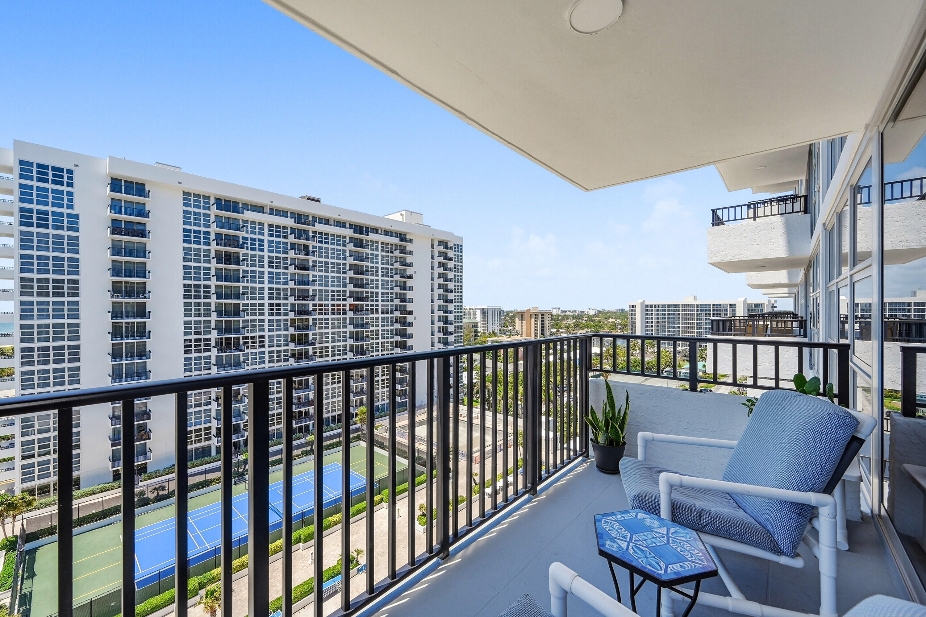 531 N Ocean Boulevard 1210