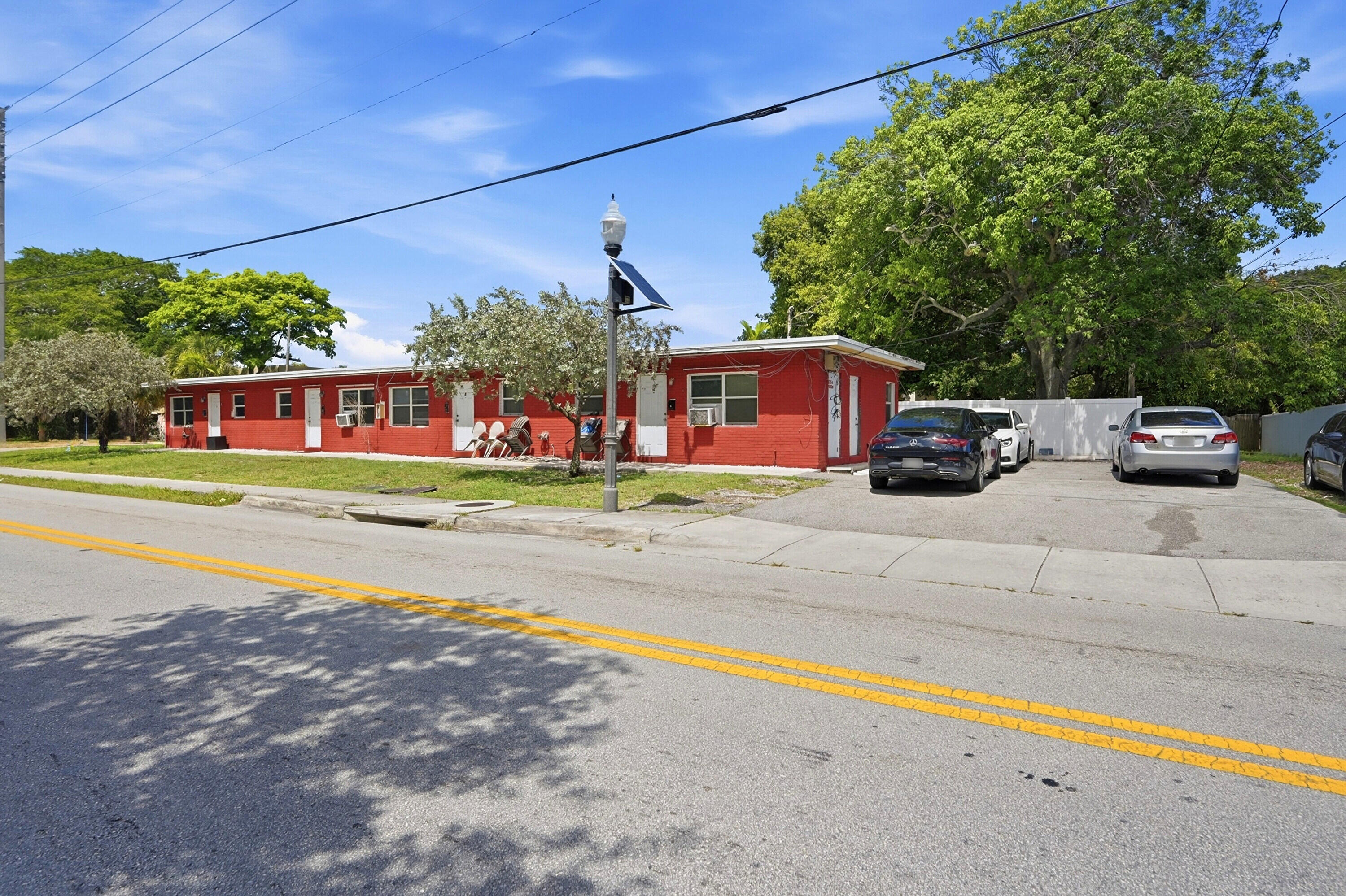 840 NW 3rd Street 1-4