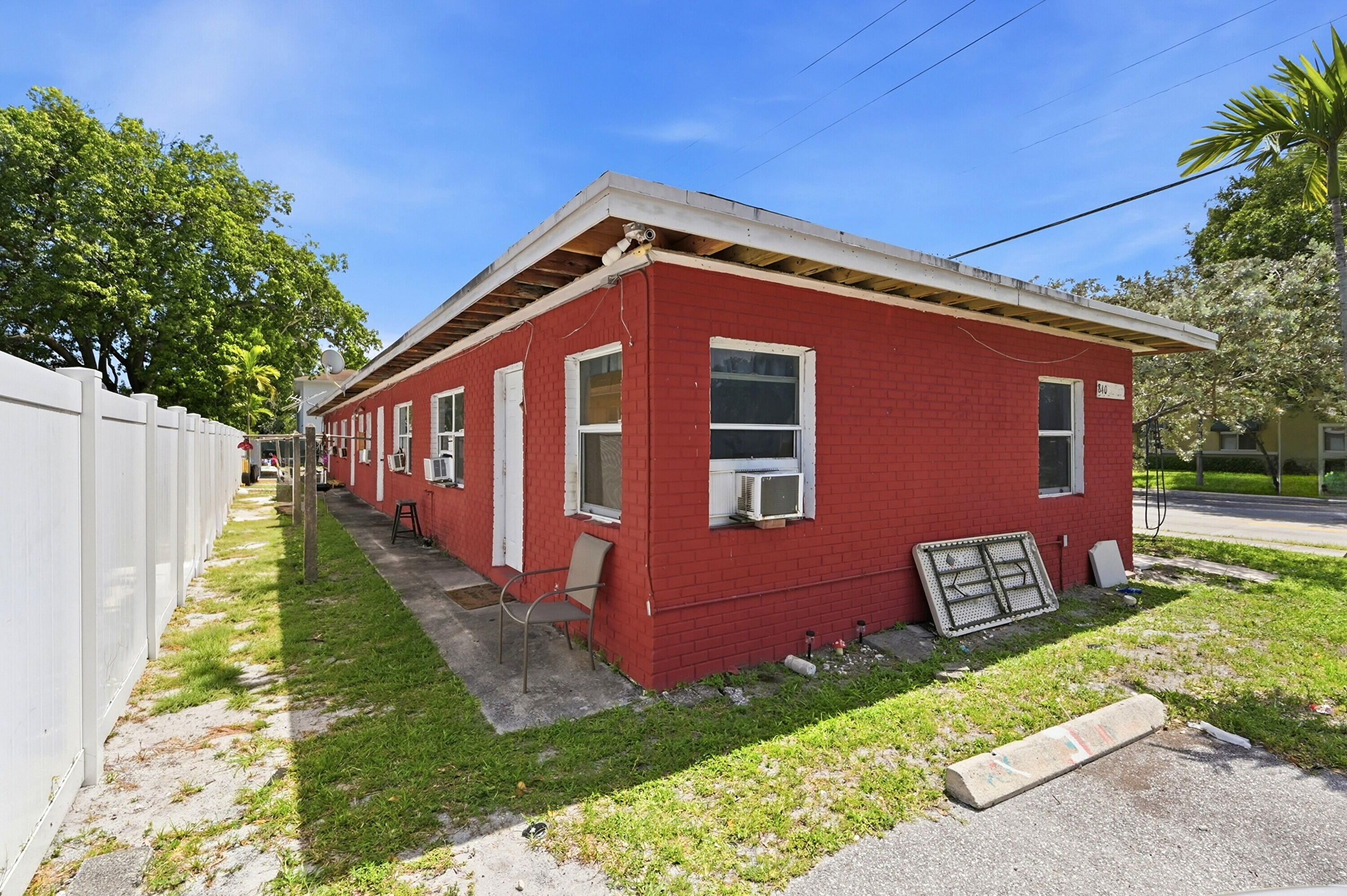 840 NW 3rd Street 1-4