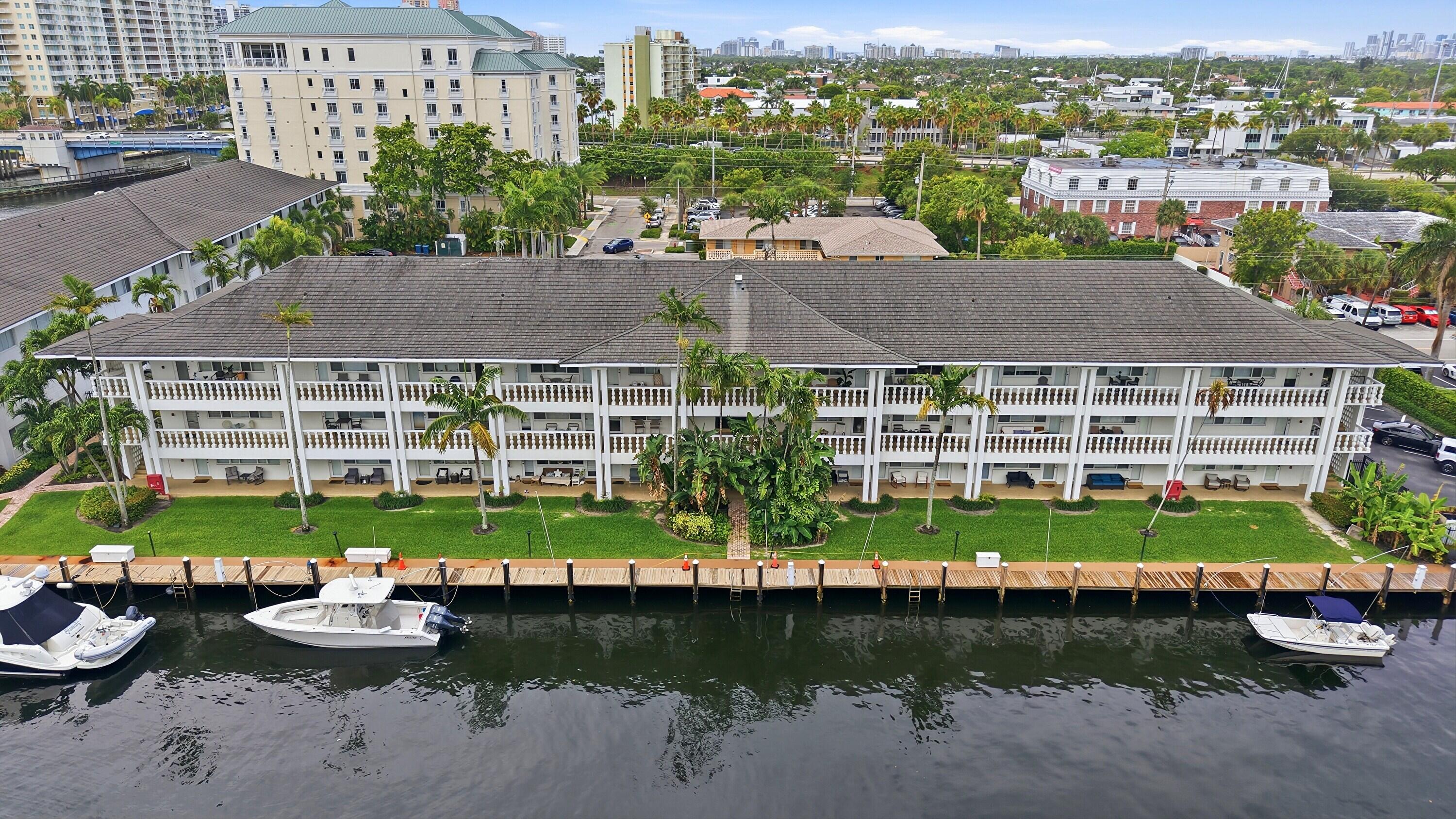 2881 NE 32nd Street 118