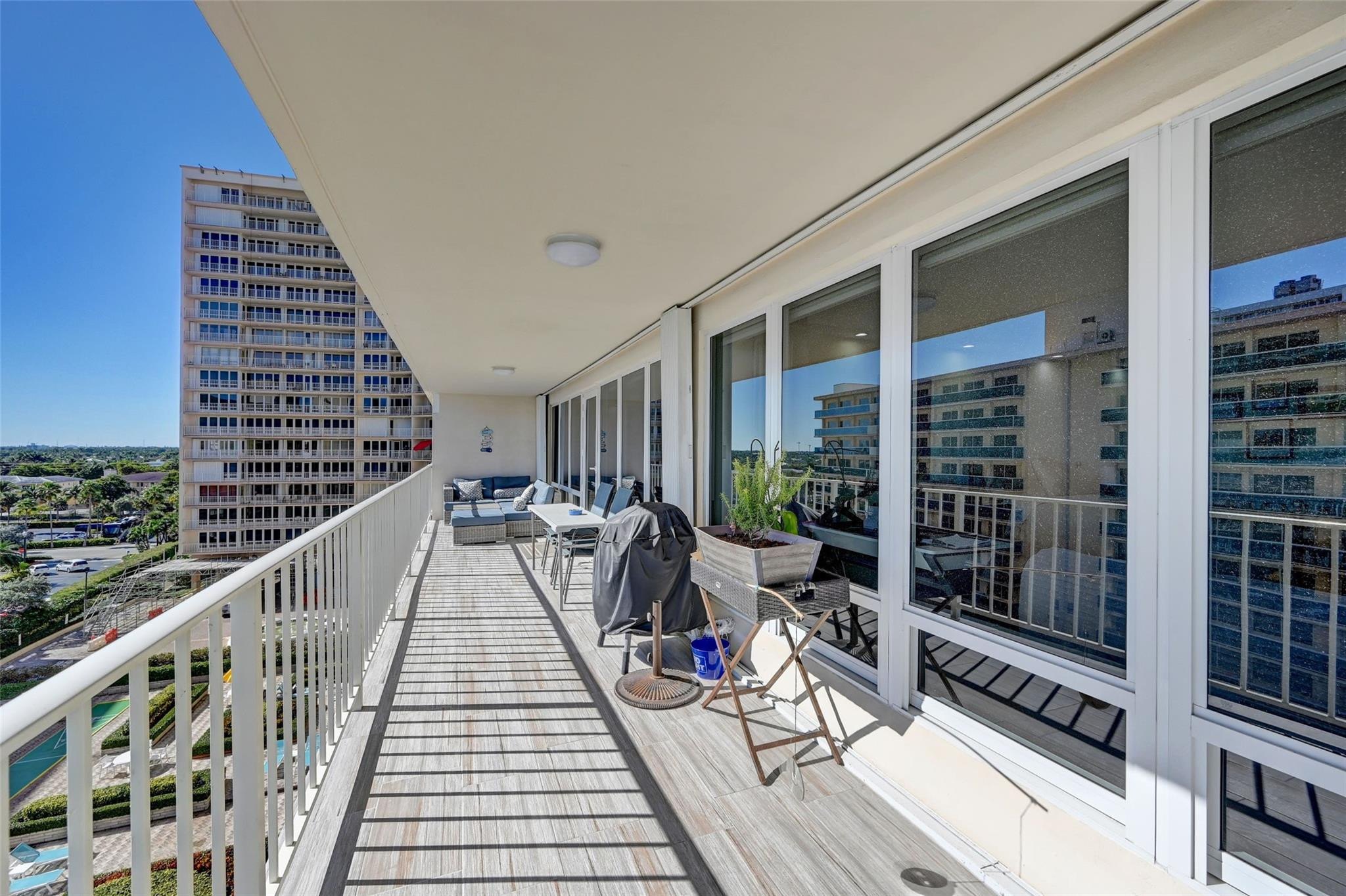 4100 Galt Ocean Drive 408