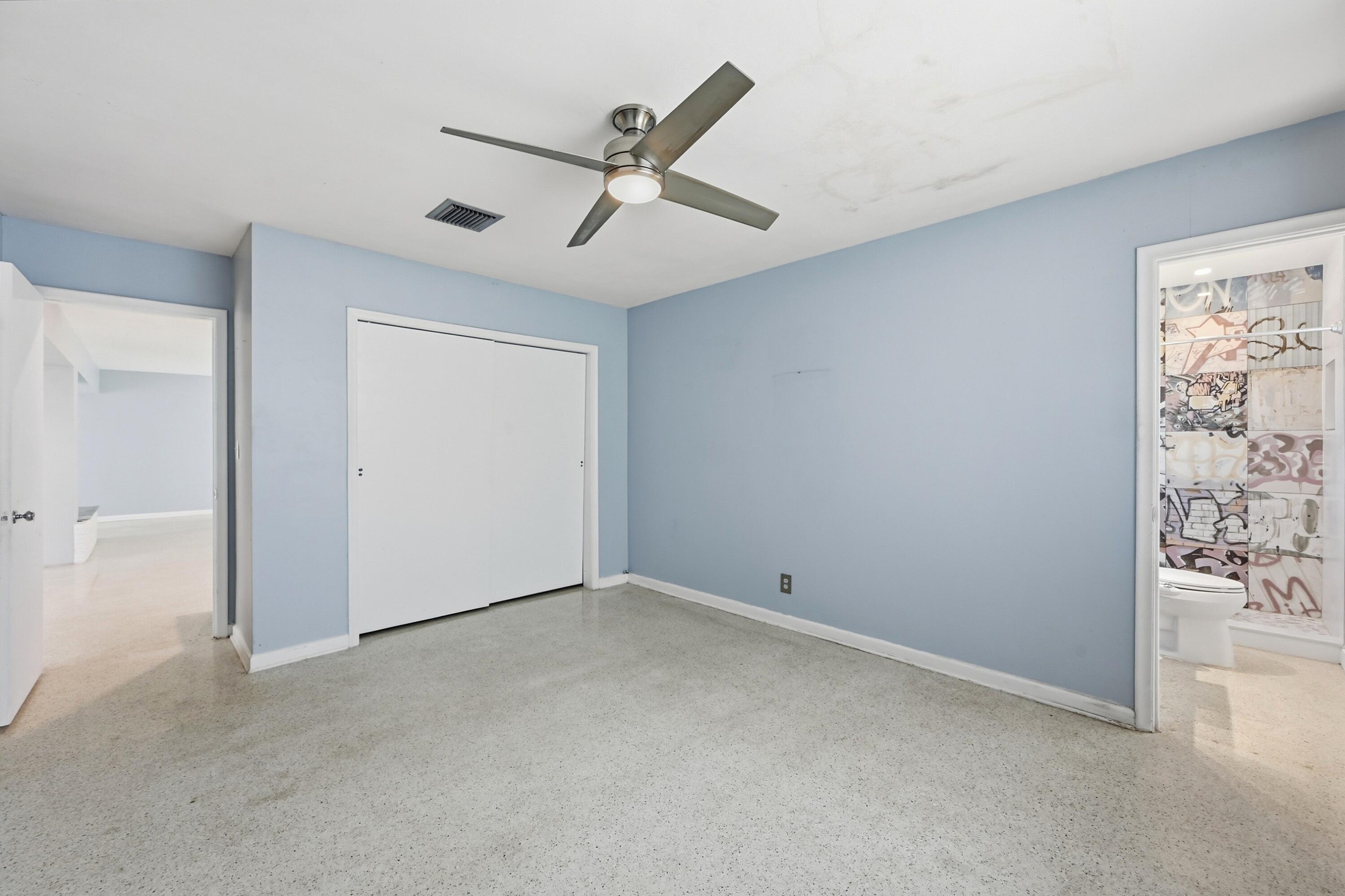 370 SW 13th Street