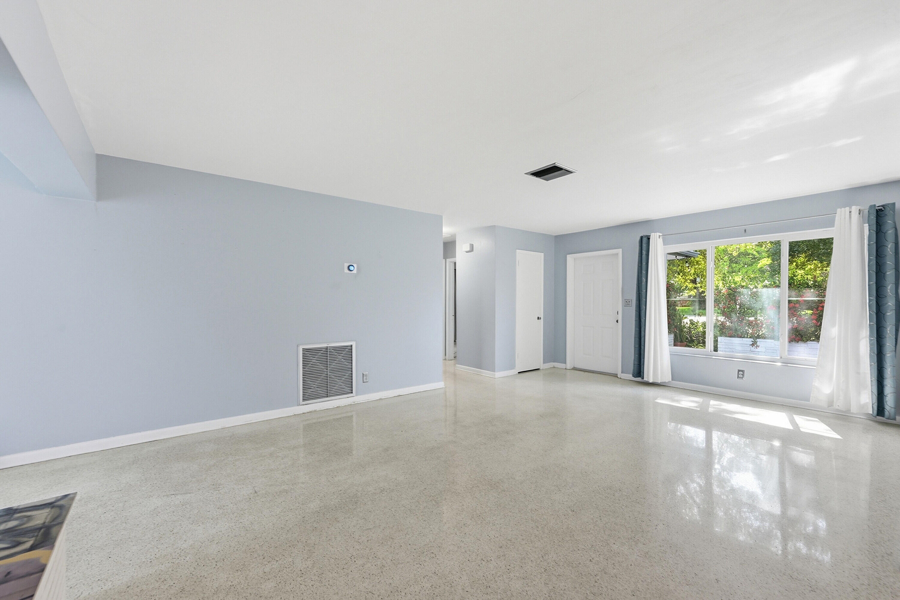 370 SW 13th Street