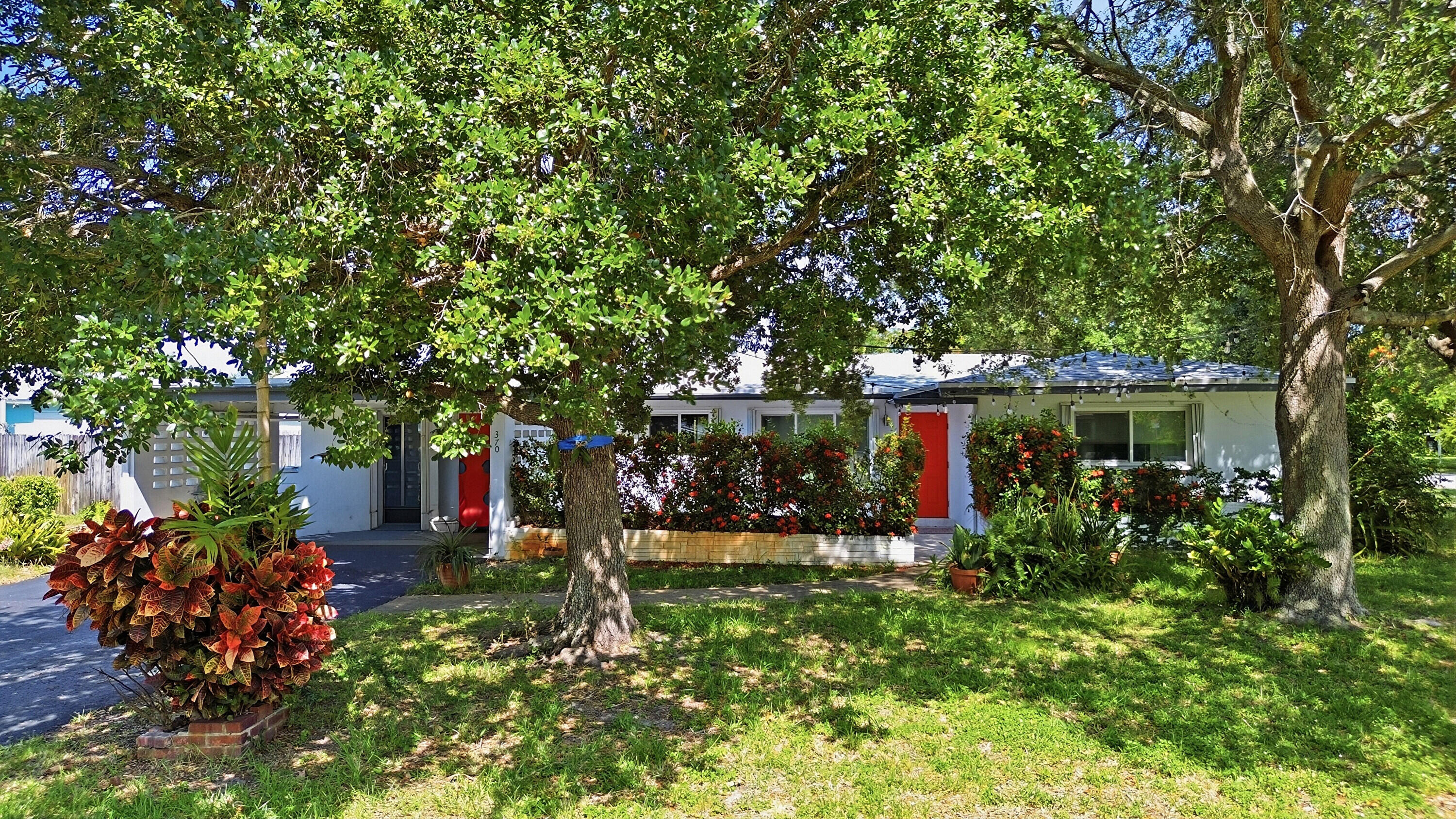 370 SW 13th Street