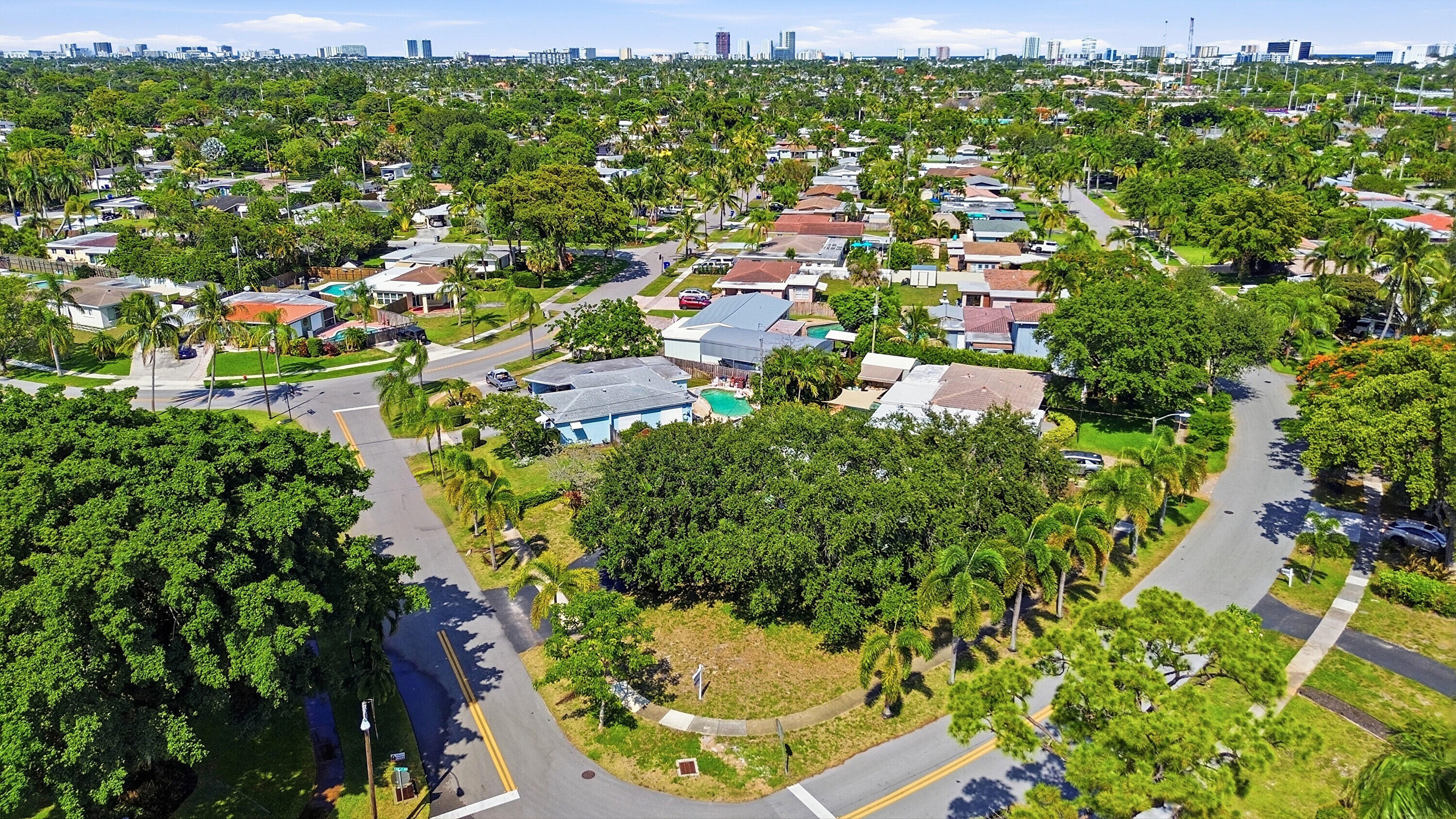 370 SW 13th Street