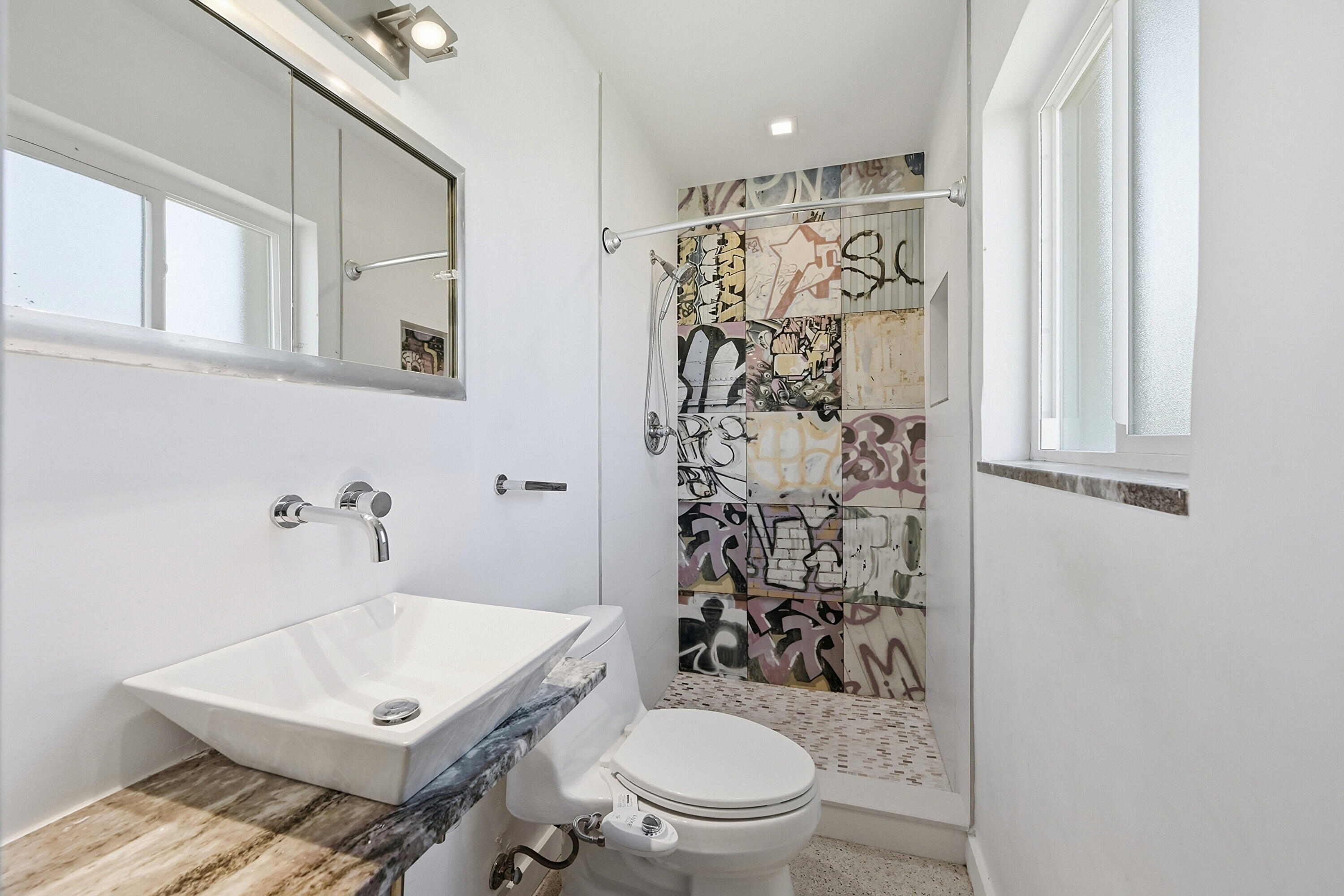 370 SW 13th Street