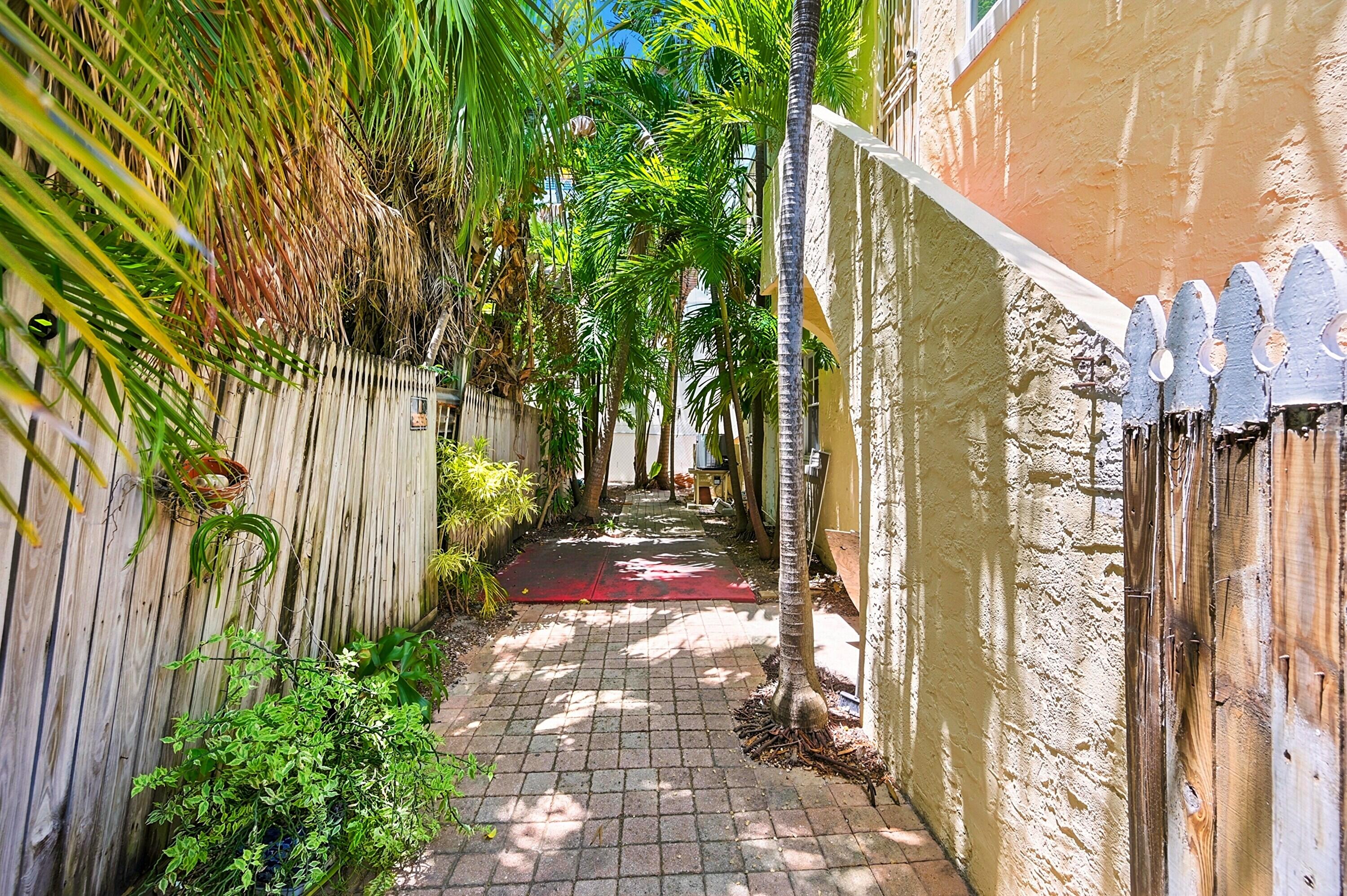 927 4th Street