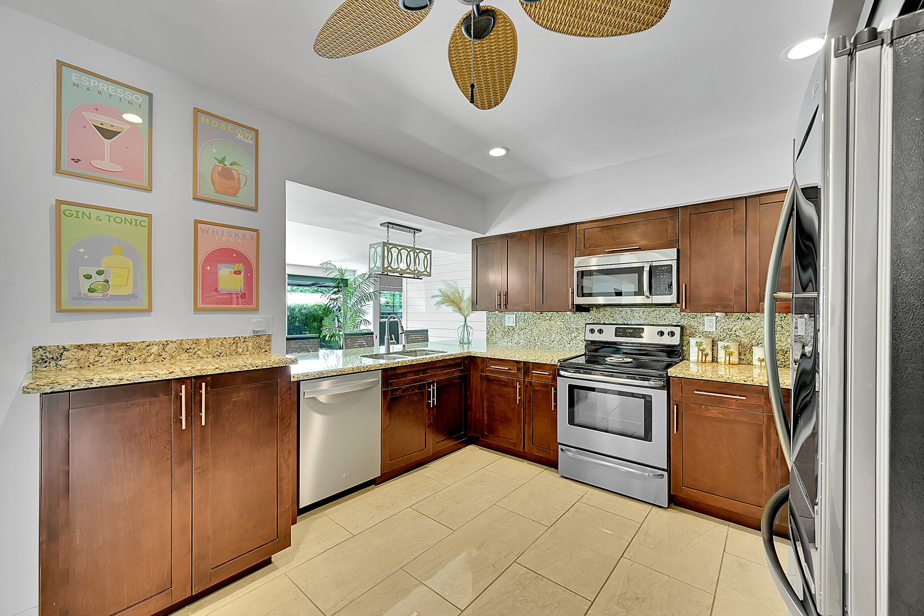 1080 SE 9TH Avenue