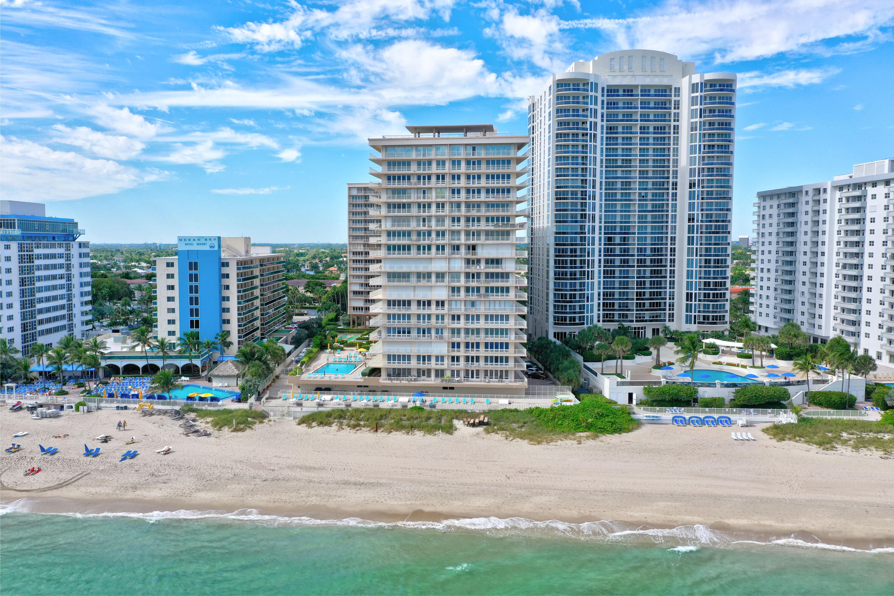 4100 GALT OCEAN 604