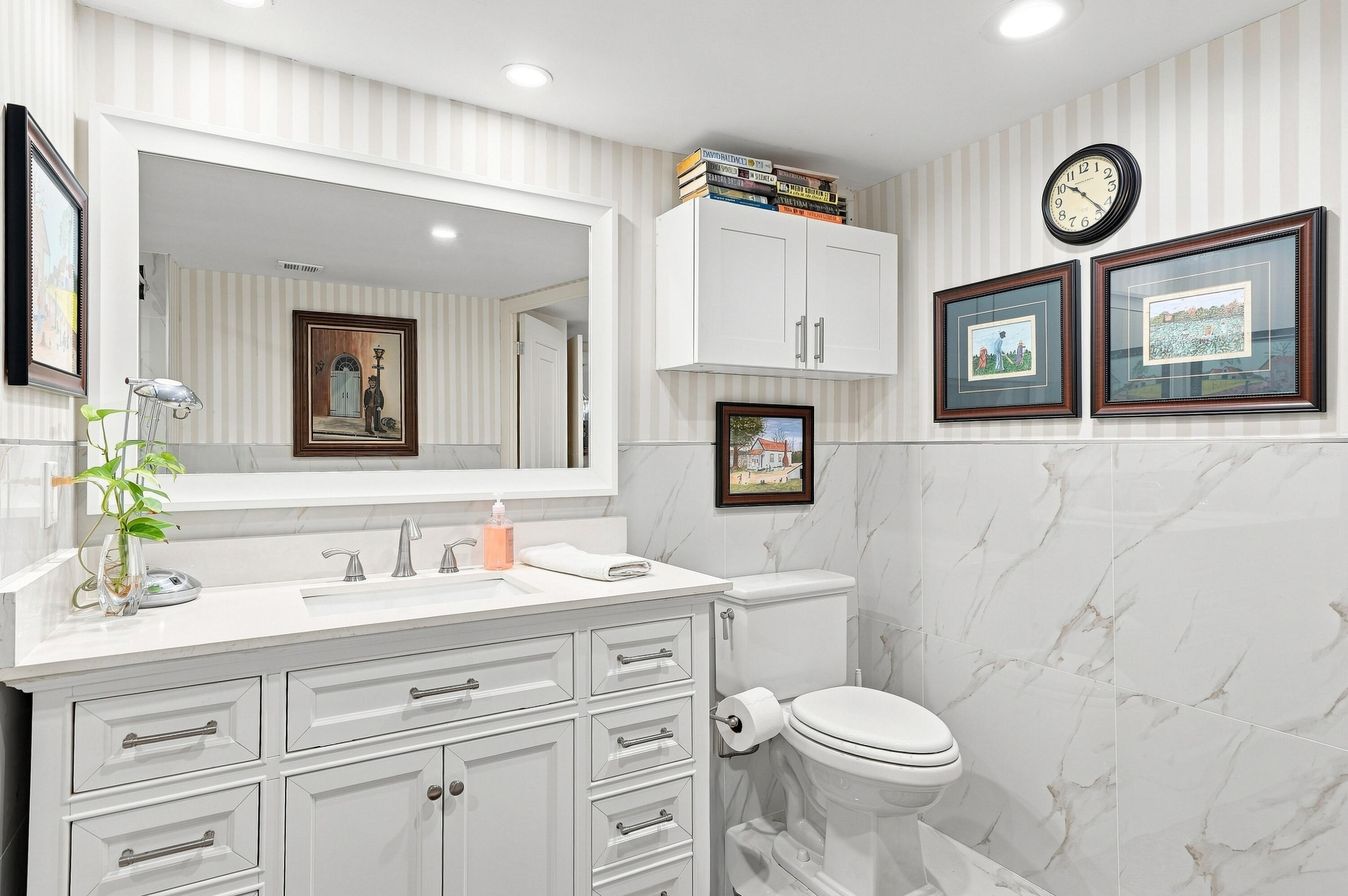 4100 GALT OCEAN 604