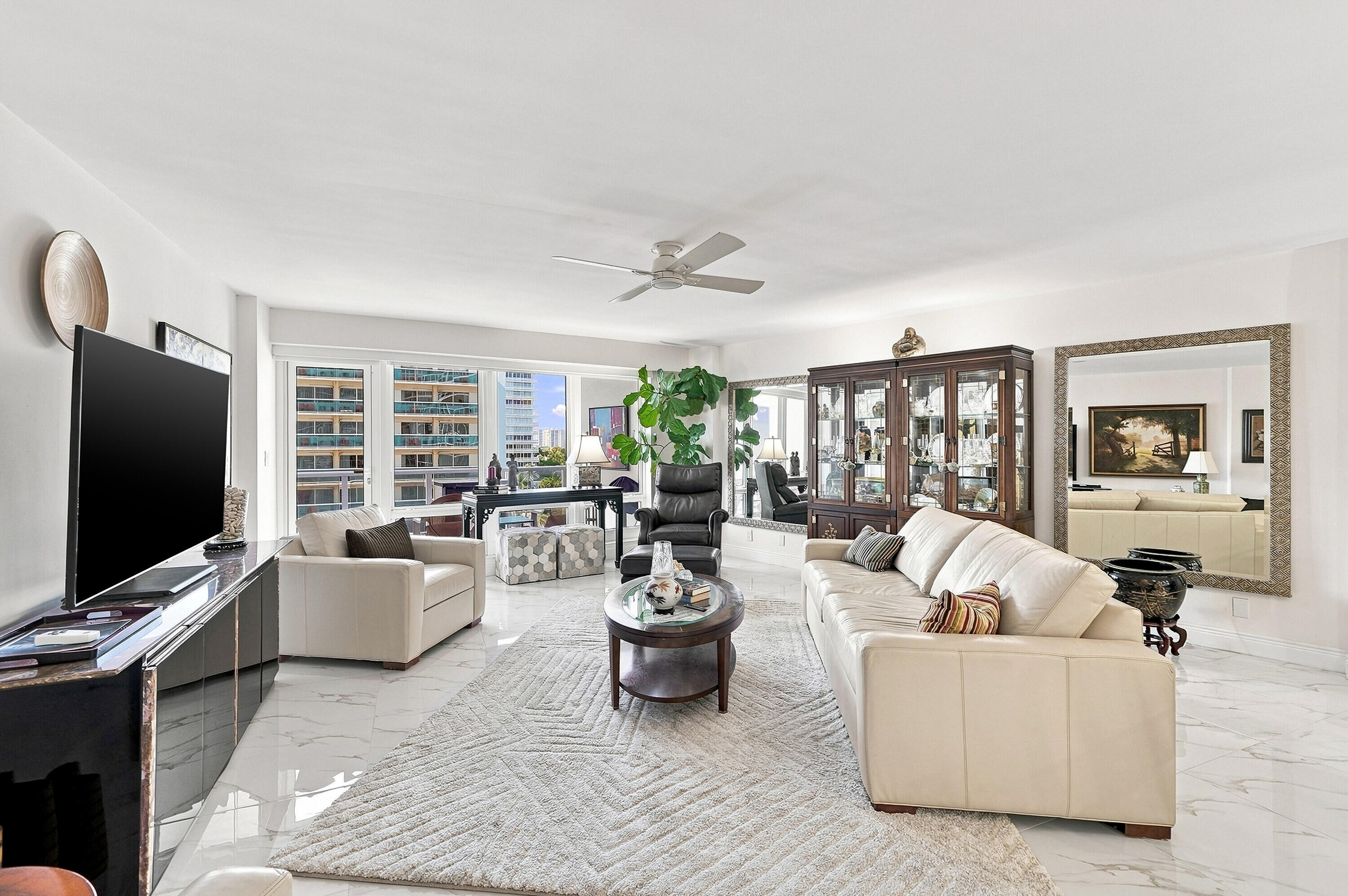 4100 GALT OCEAN 604