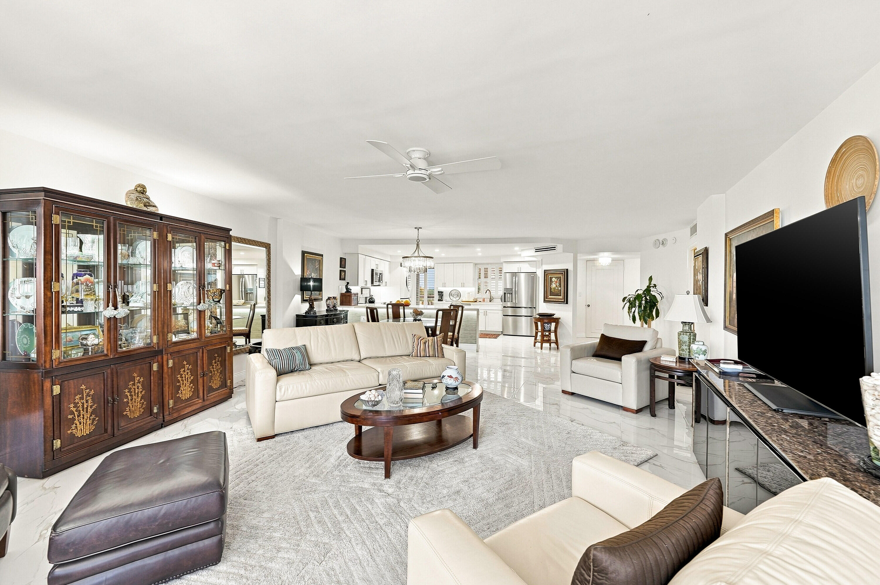 4100 GALT OCEAN 604