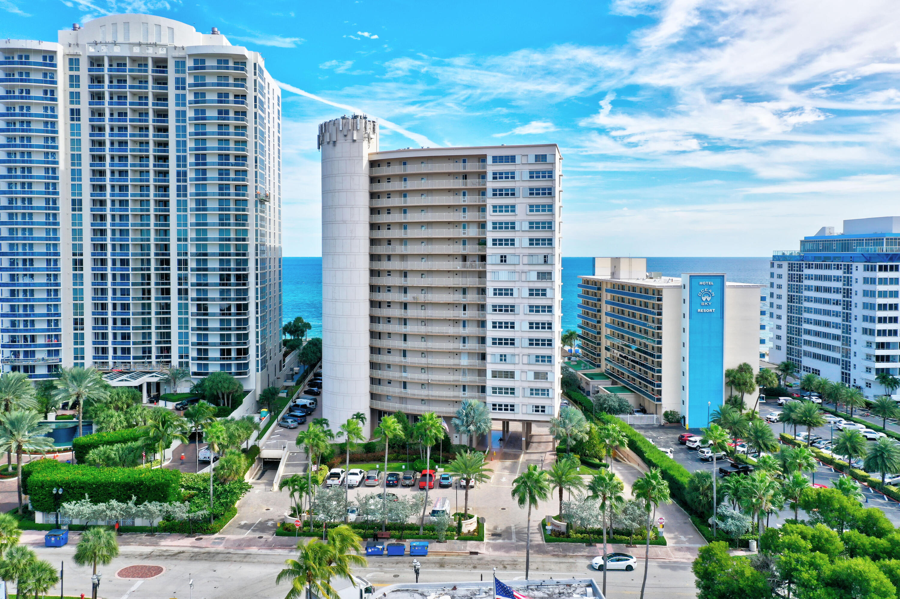 4100 GALT OCEAN 604