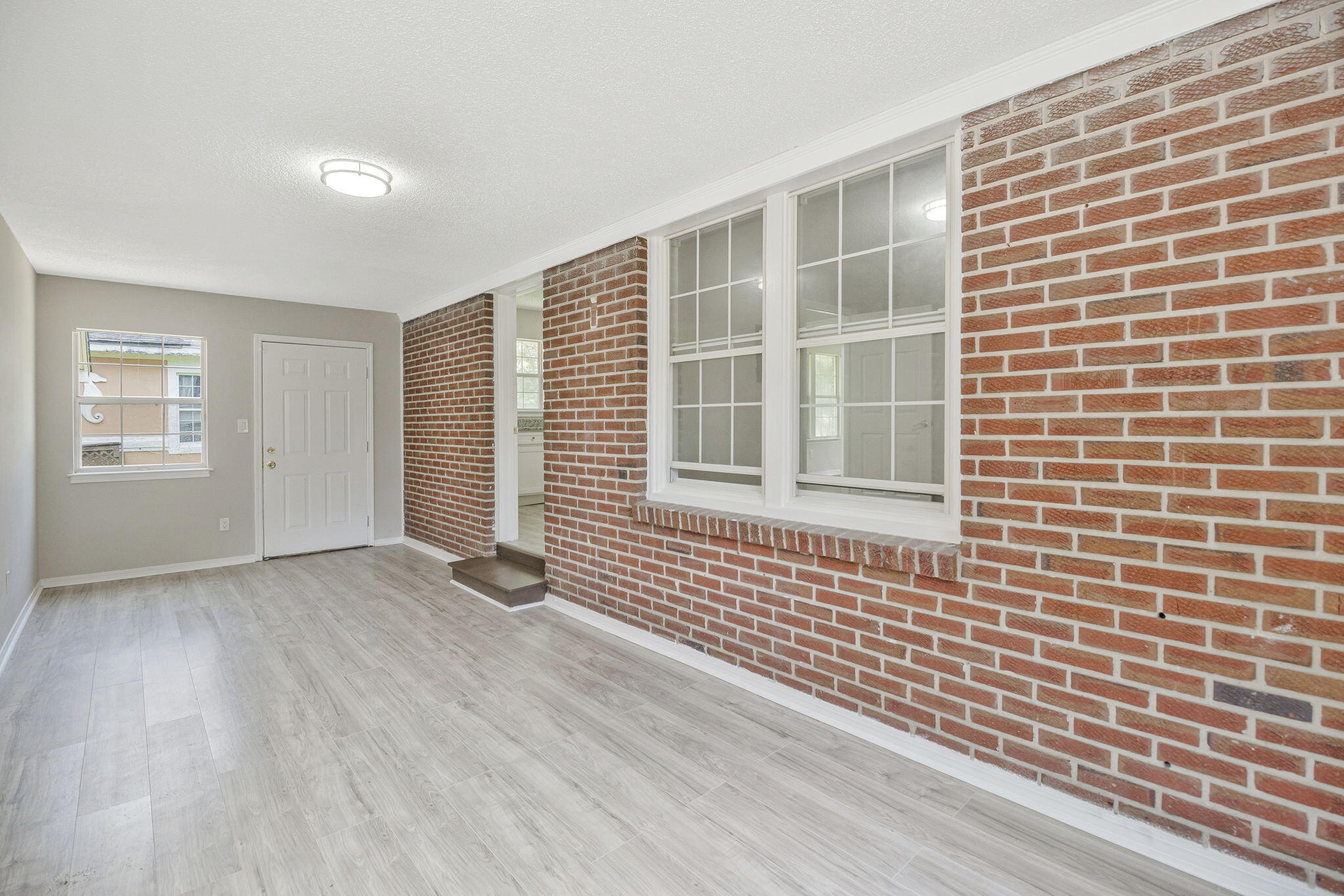 3031 W Jackson Street