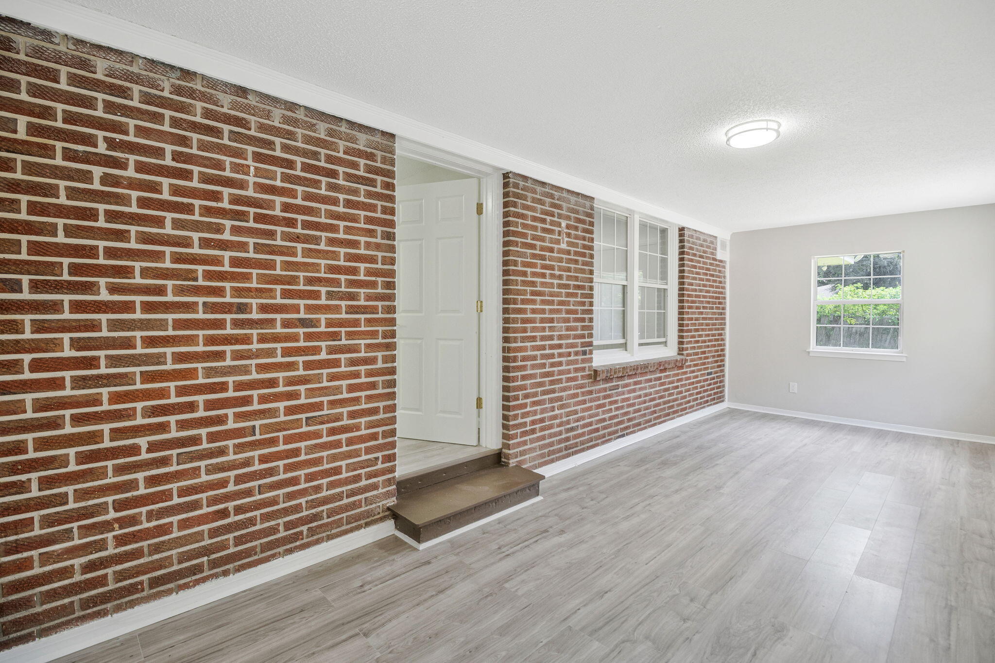 3031 W Jackson Street