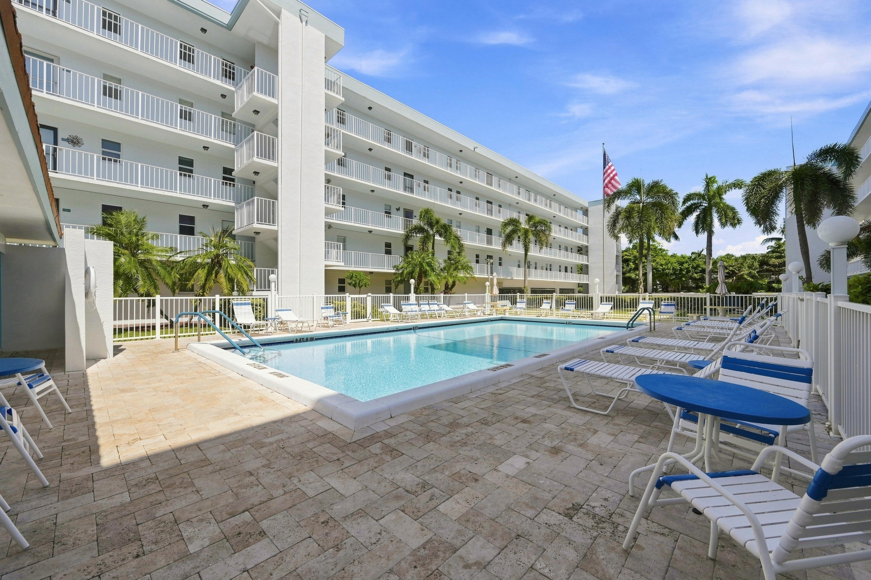 4629 POINCIANA Street 304, Lauderdale-By-The-Sea Unit: 304