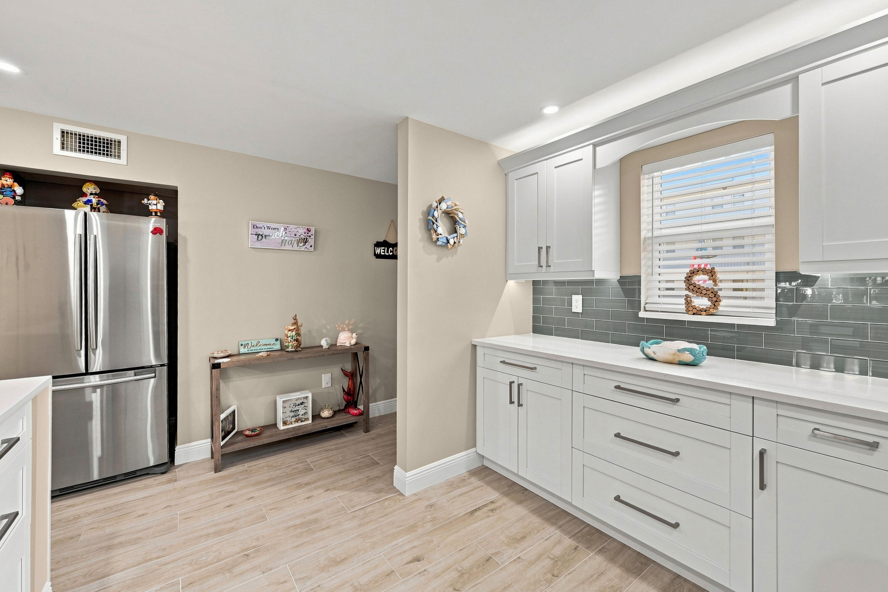 4629 POINCIANA Street 304, Lauderdale-By-The-Sea Unit: 304