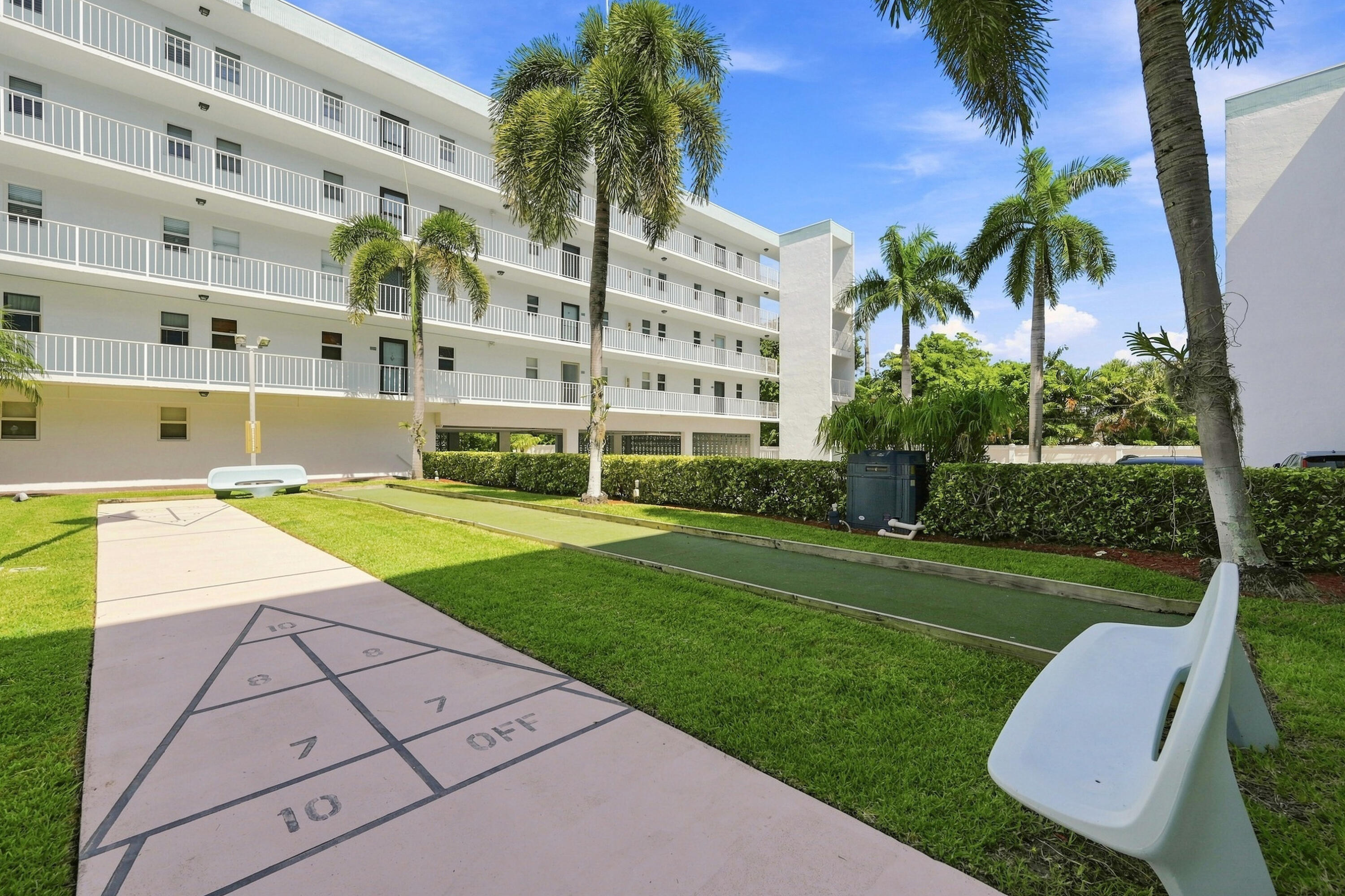4629 POINCIANA Street 304, Lauderdale-By-The-Sea Unit: 304