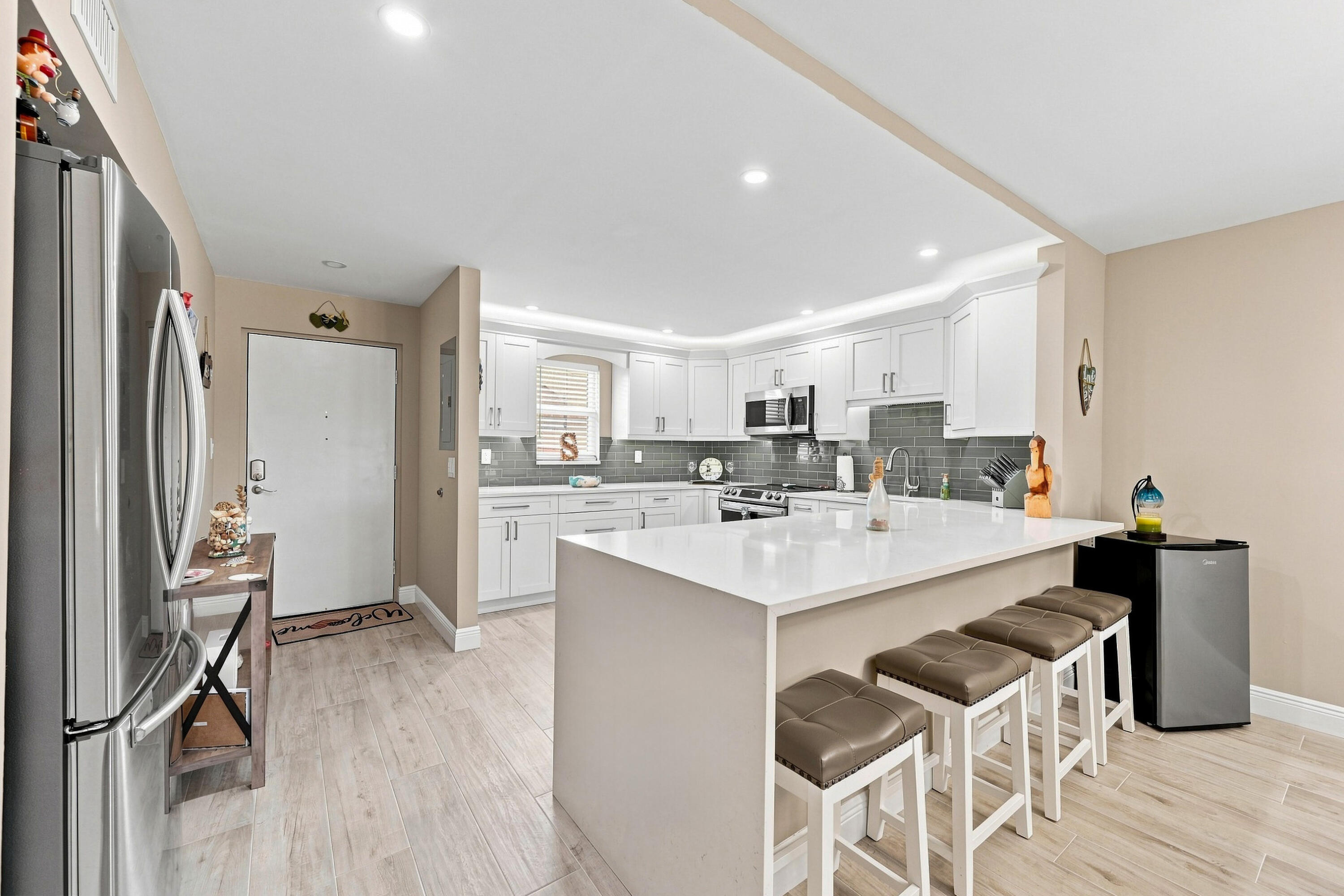 4629 POINCIANA Street 304, Lauderdale-By-The-Sea Unit: 304