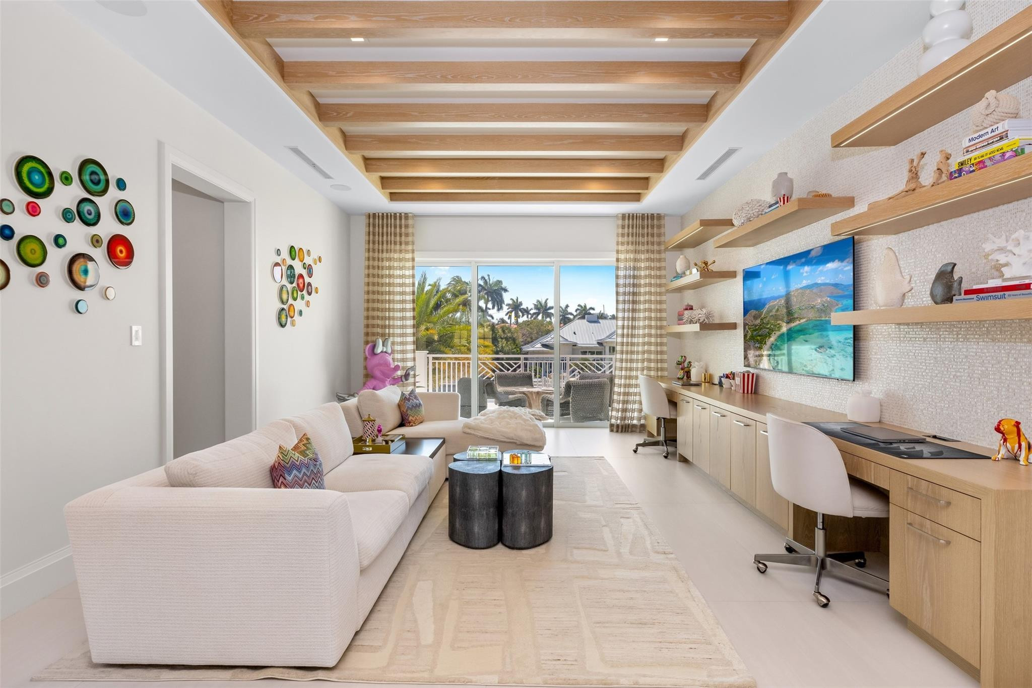 2520 DEL LAGO Drive
