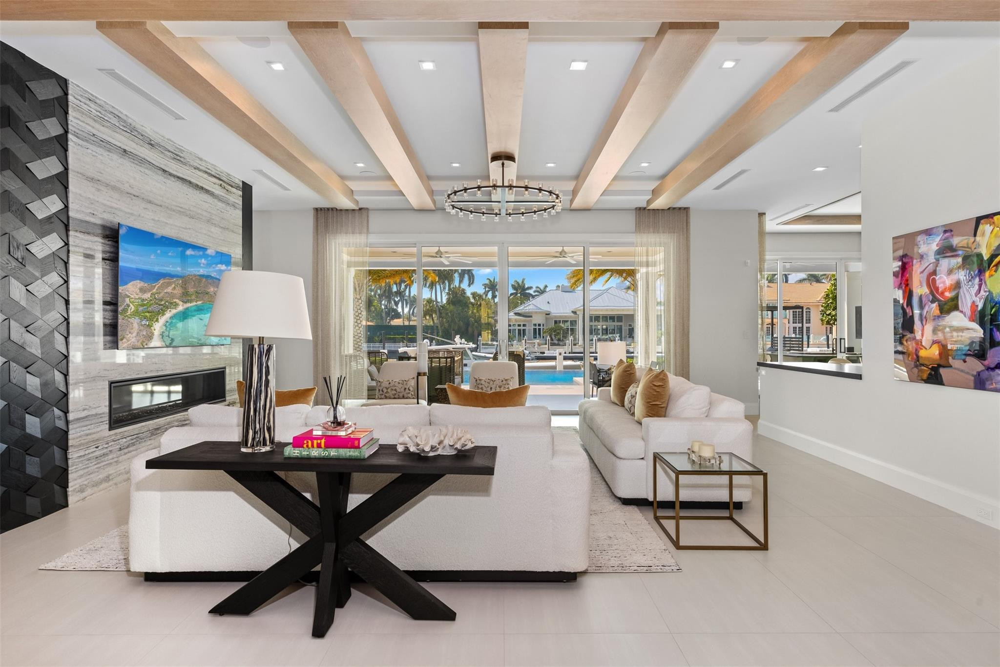 2520 DEL LAGO Drive