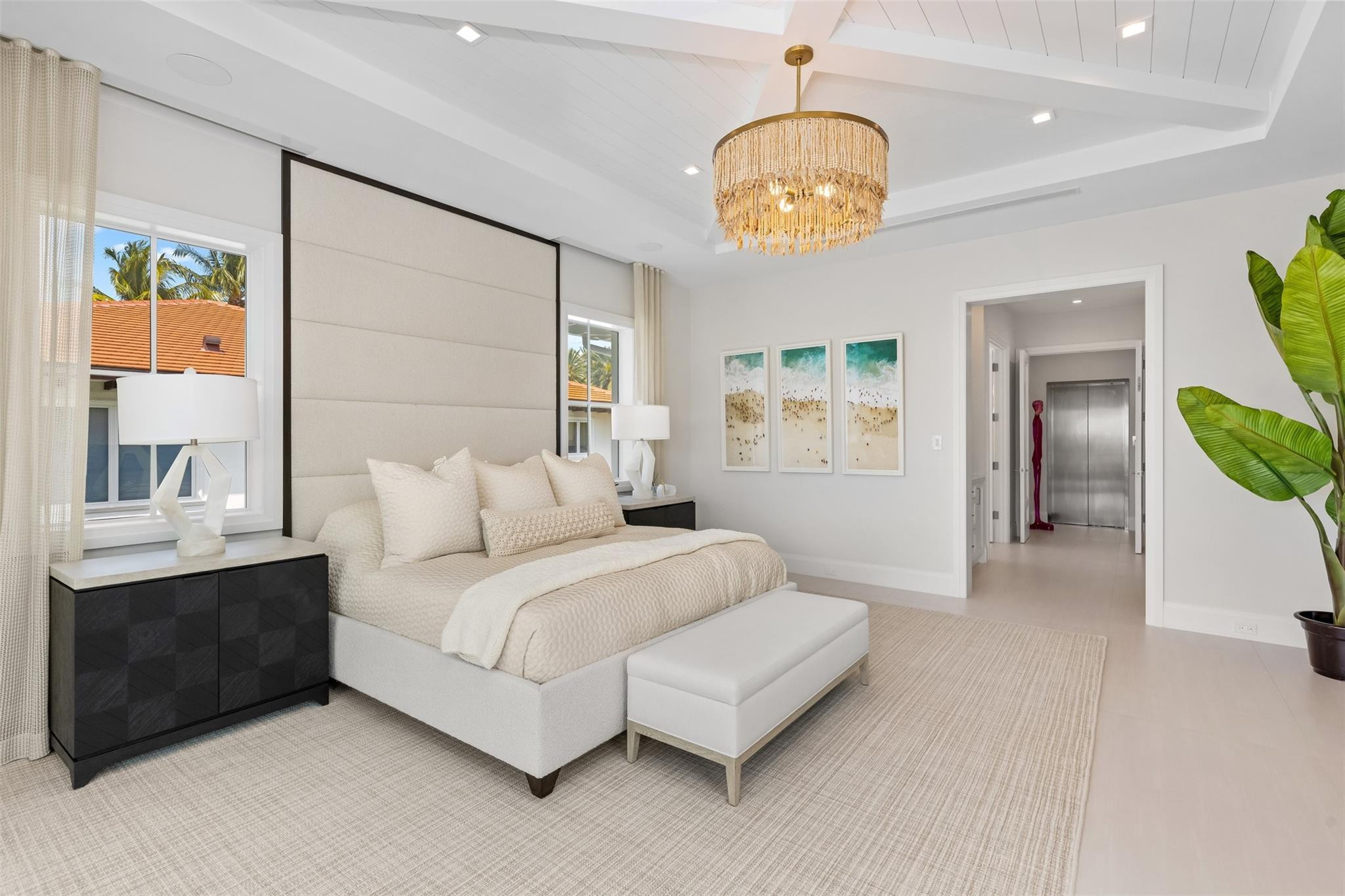 2520 DEL LAGO Drive