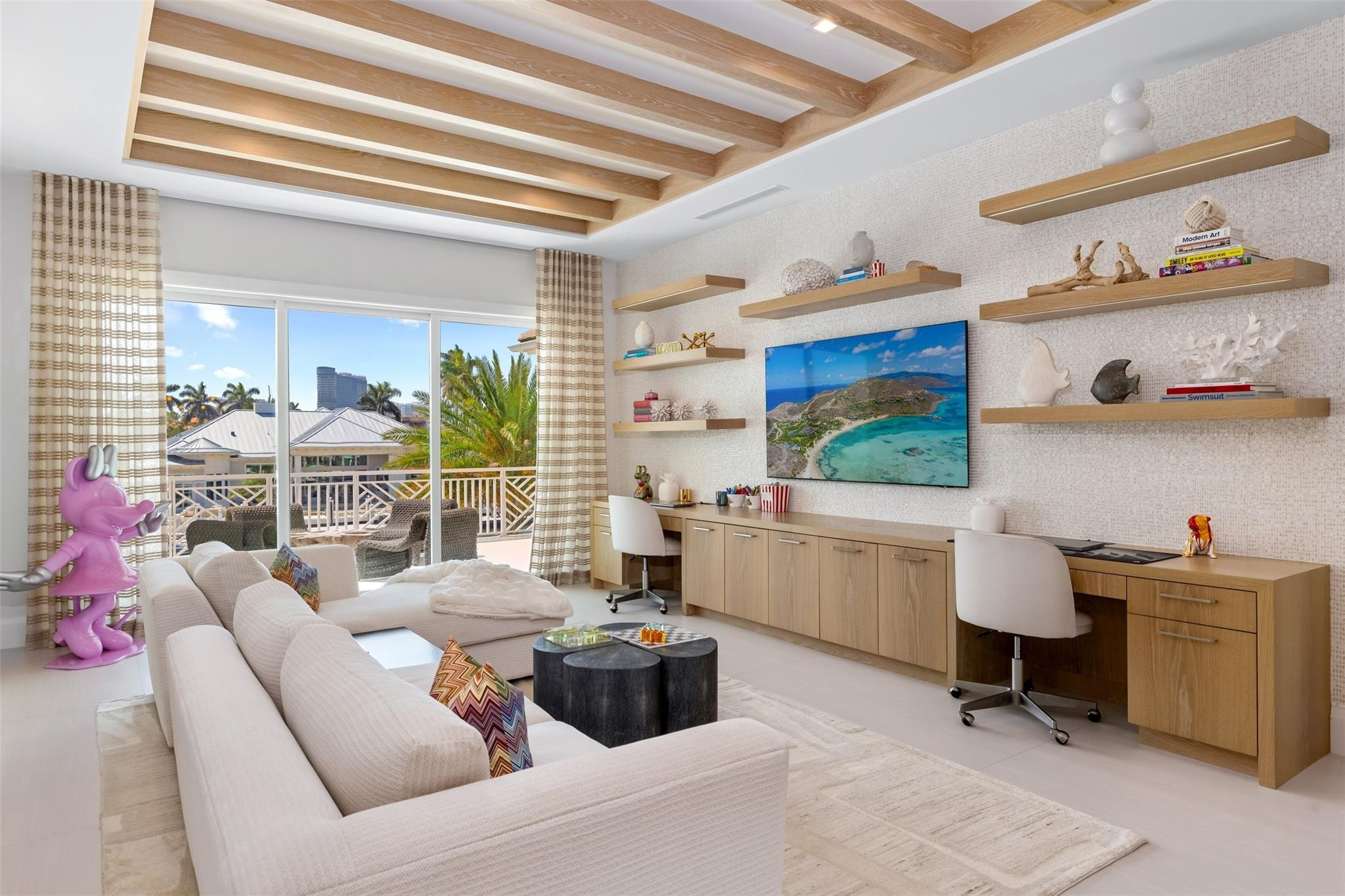 2520 DEL LAGO Drive