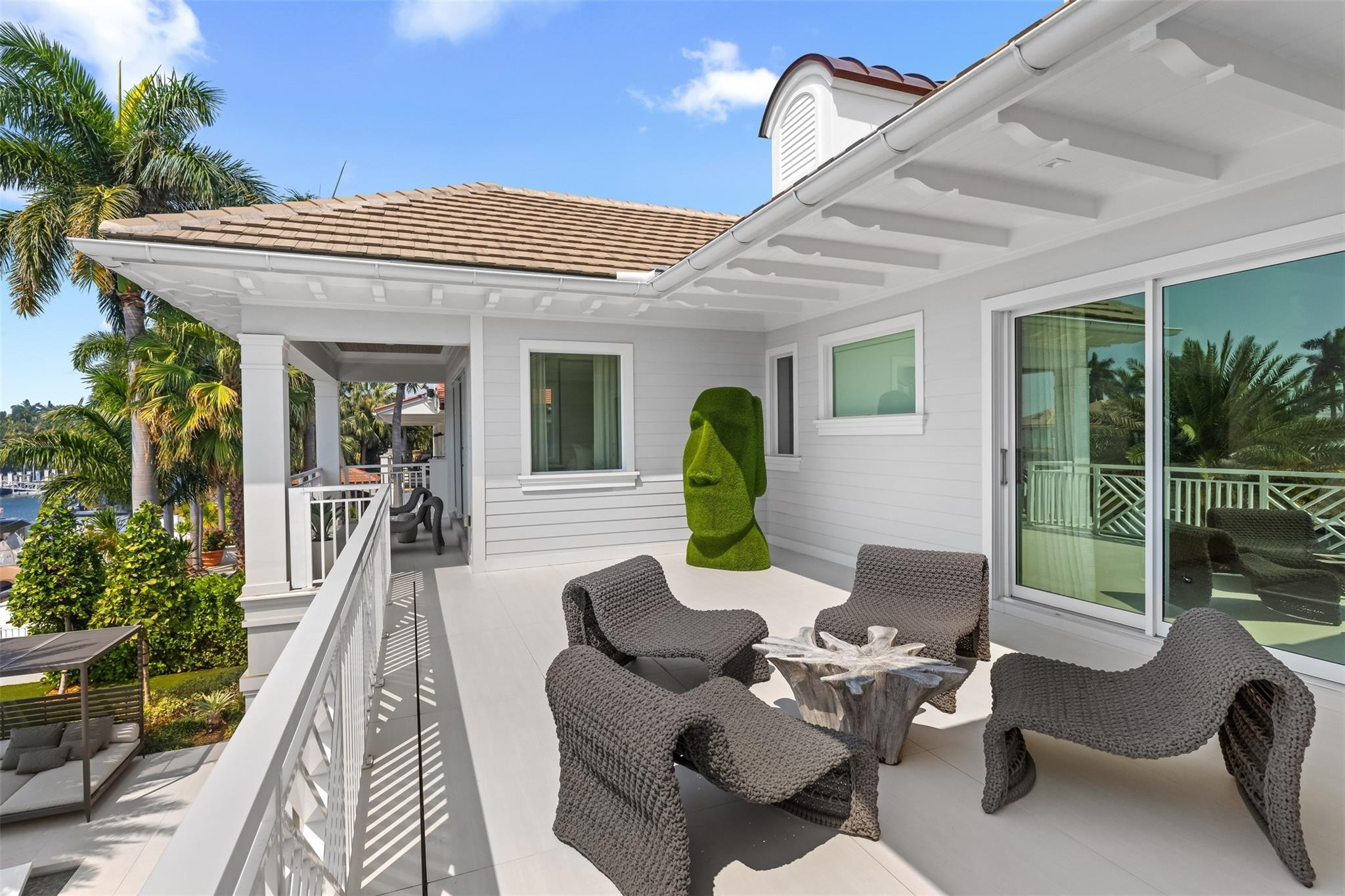 2520 DEL LAGO Drive