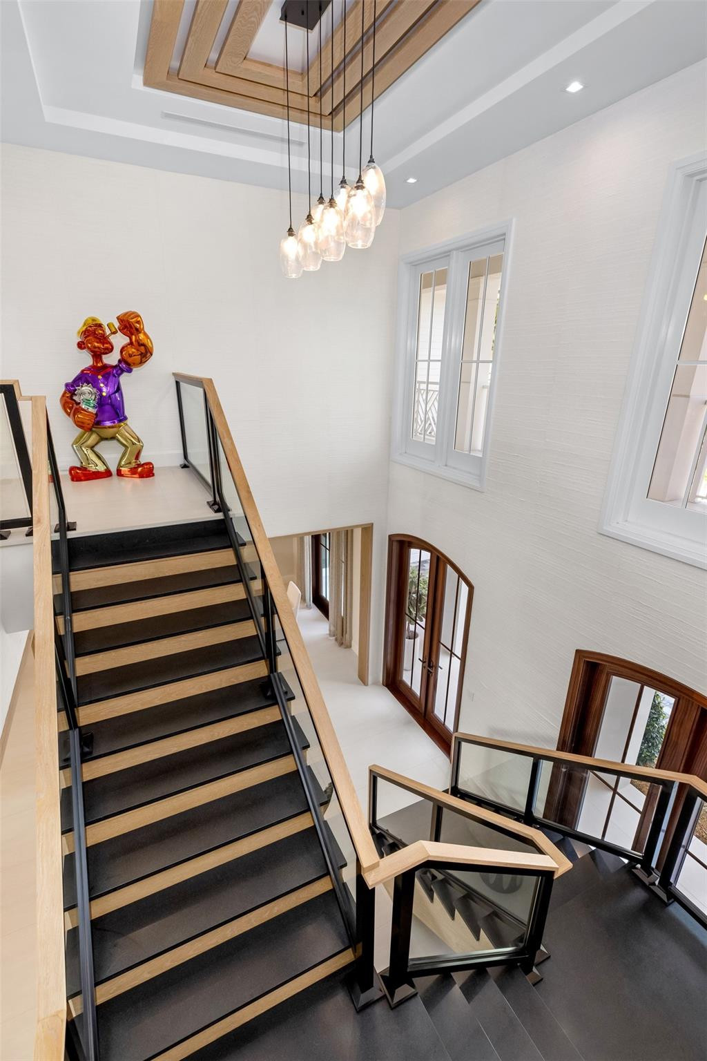 2520 DEL LAGO Drive