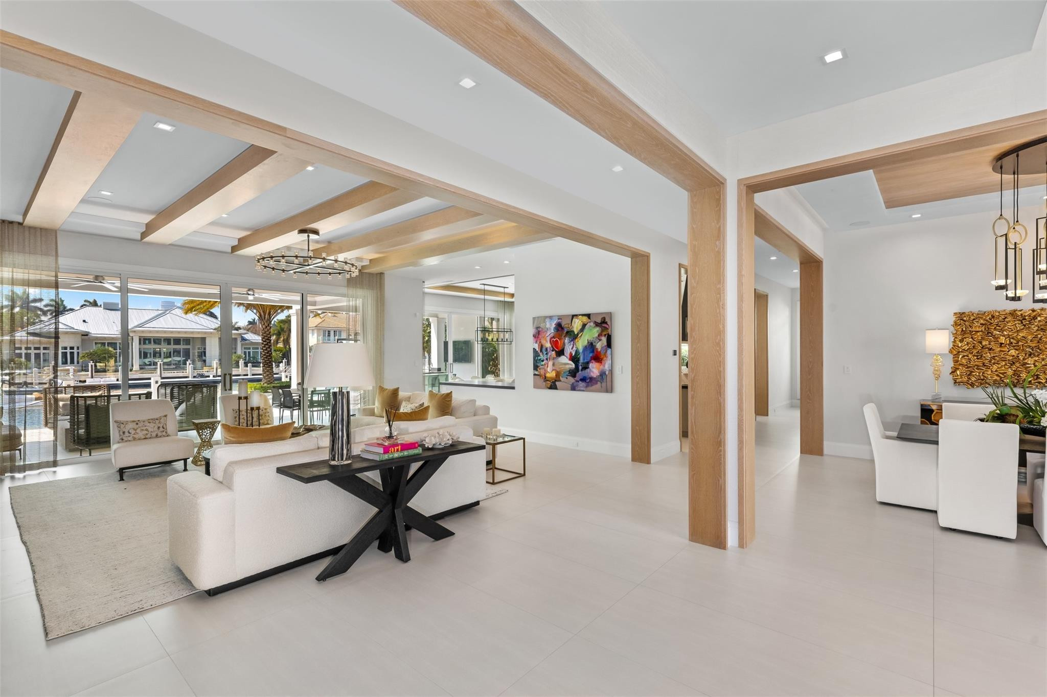 2520 DEL LAGO Drive