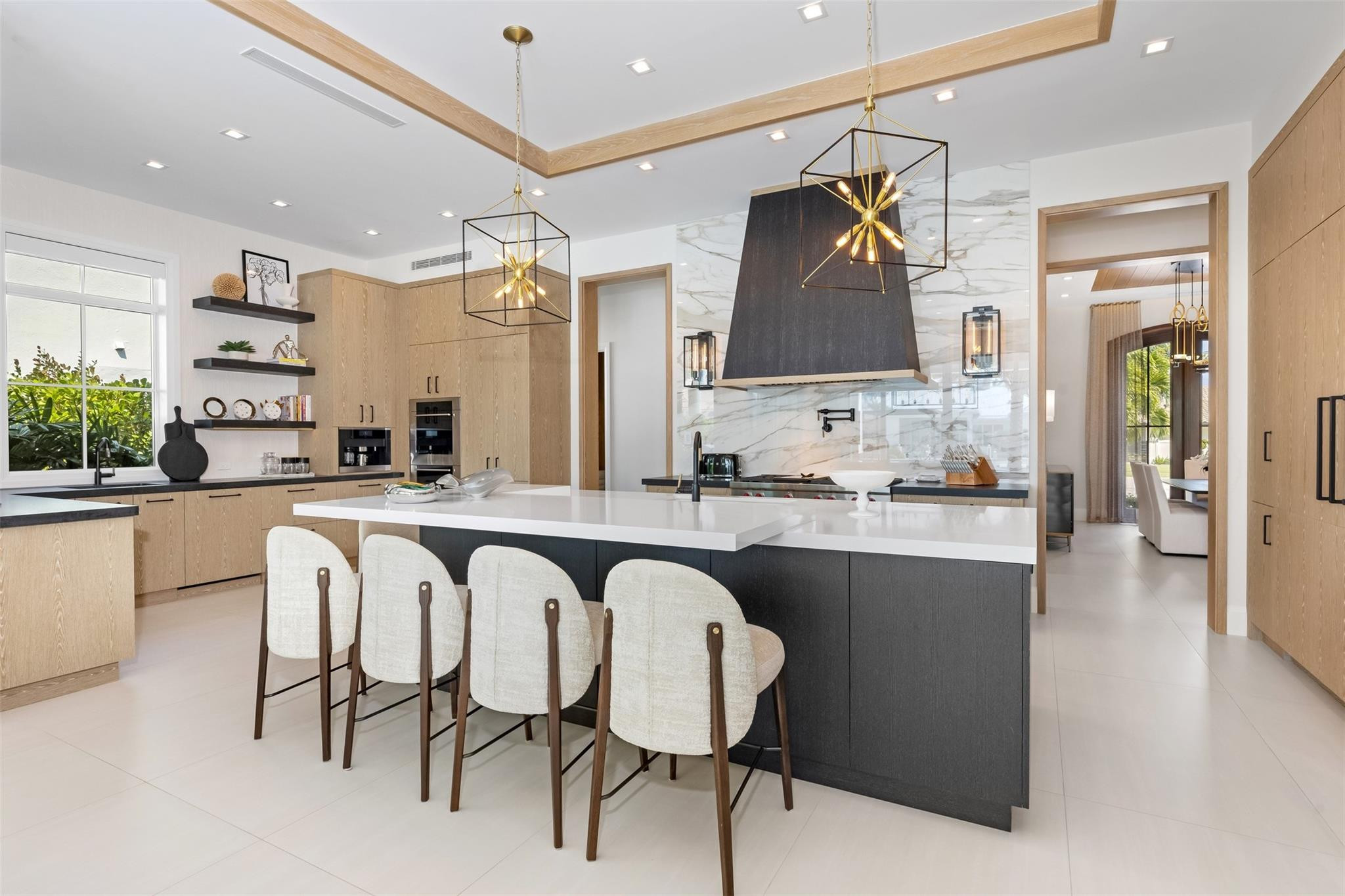 2520 DEL LAGO Drive