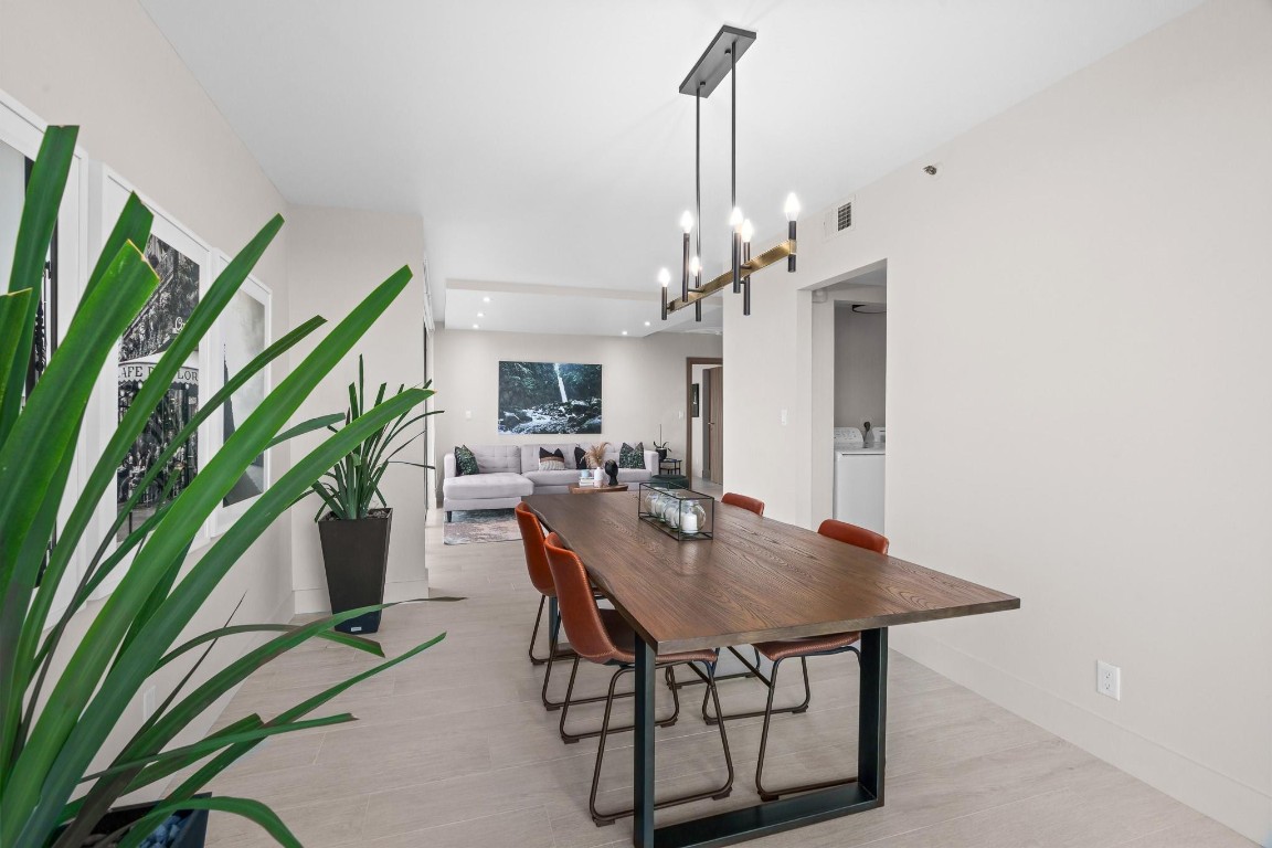 5951 Wellesley Park Dr 707