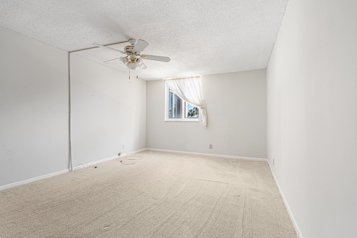 2000 S Ocean Blvd 204