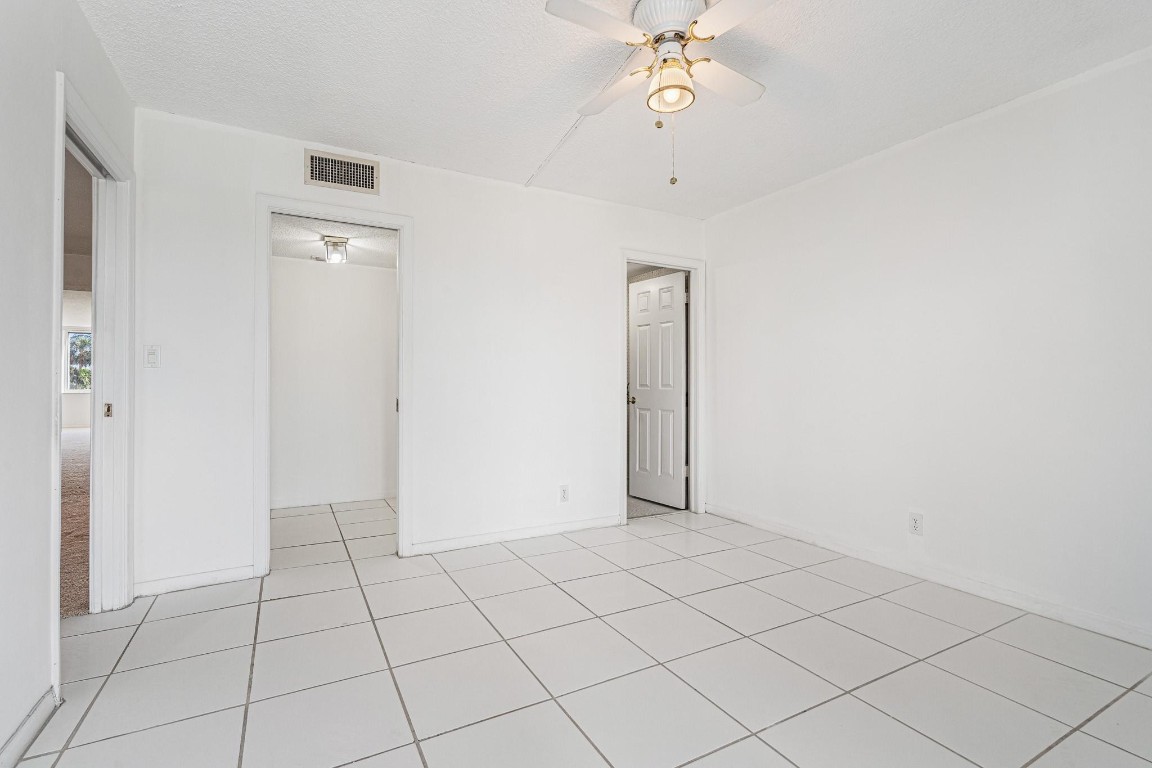 2000 S Ocean Blvd 204