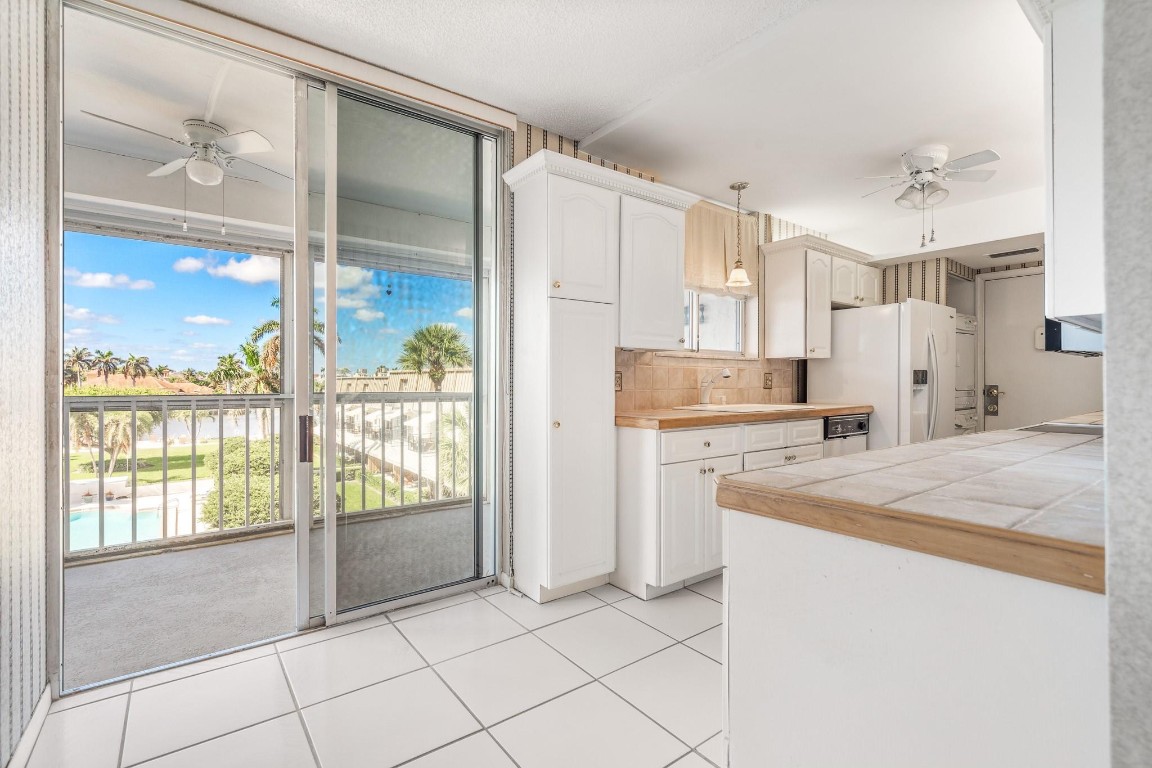 2000 S Ocean Blvd 204