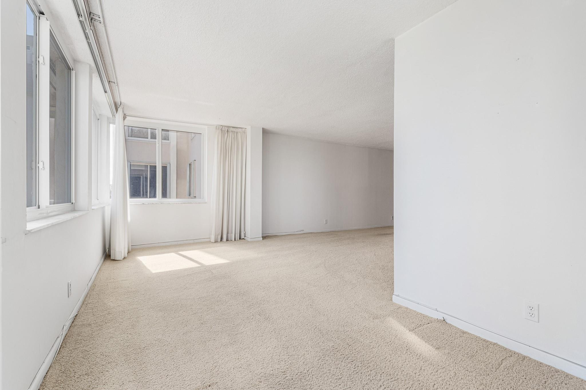 2000 S Ocean Blvd 204