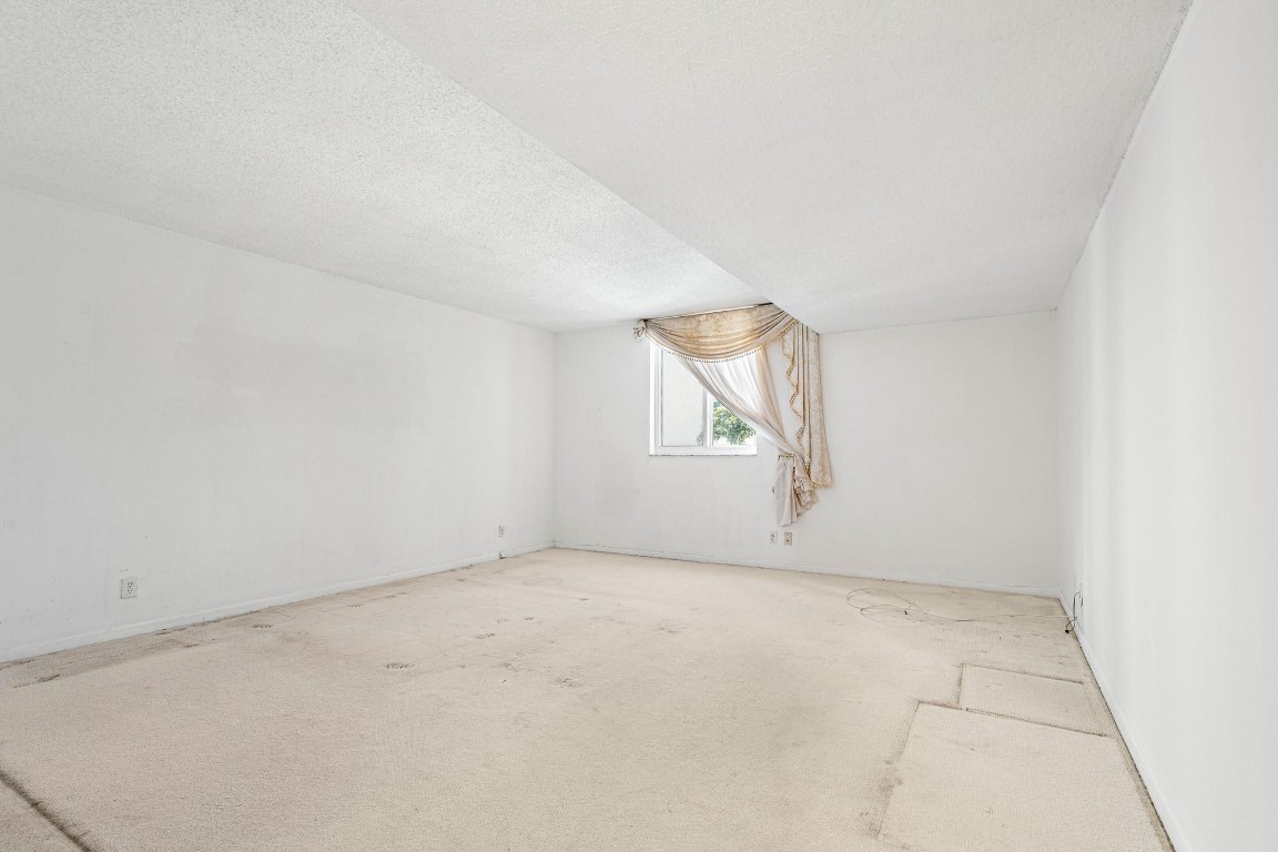 2000 S Ocean Blvd 204