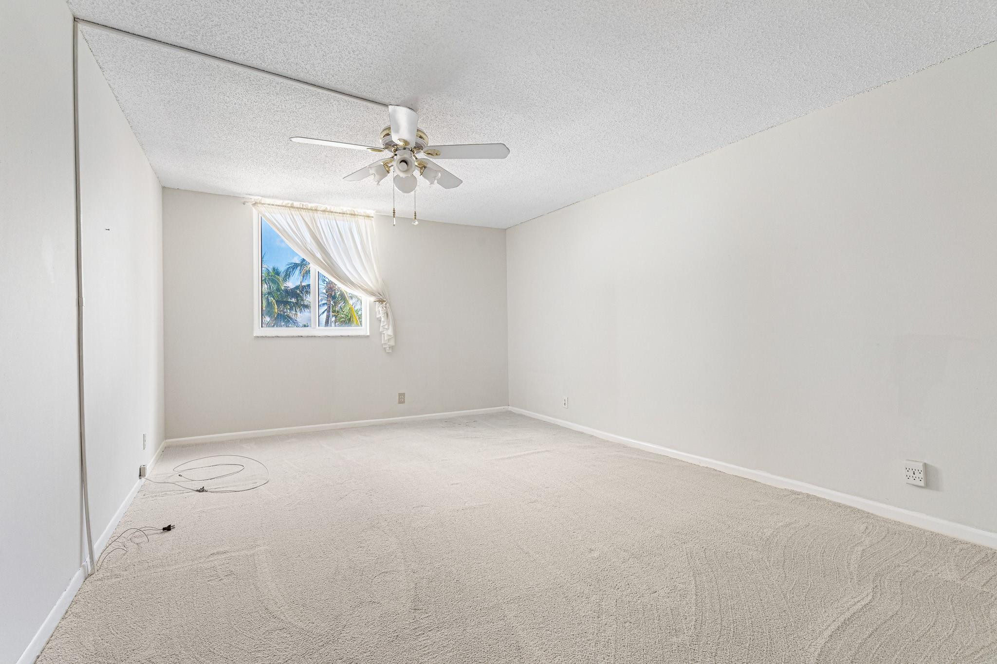 2000 S Ocean Blvd 204